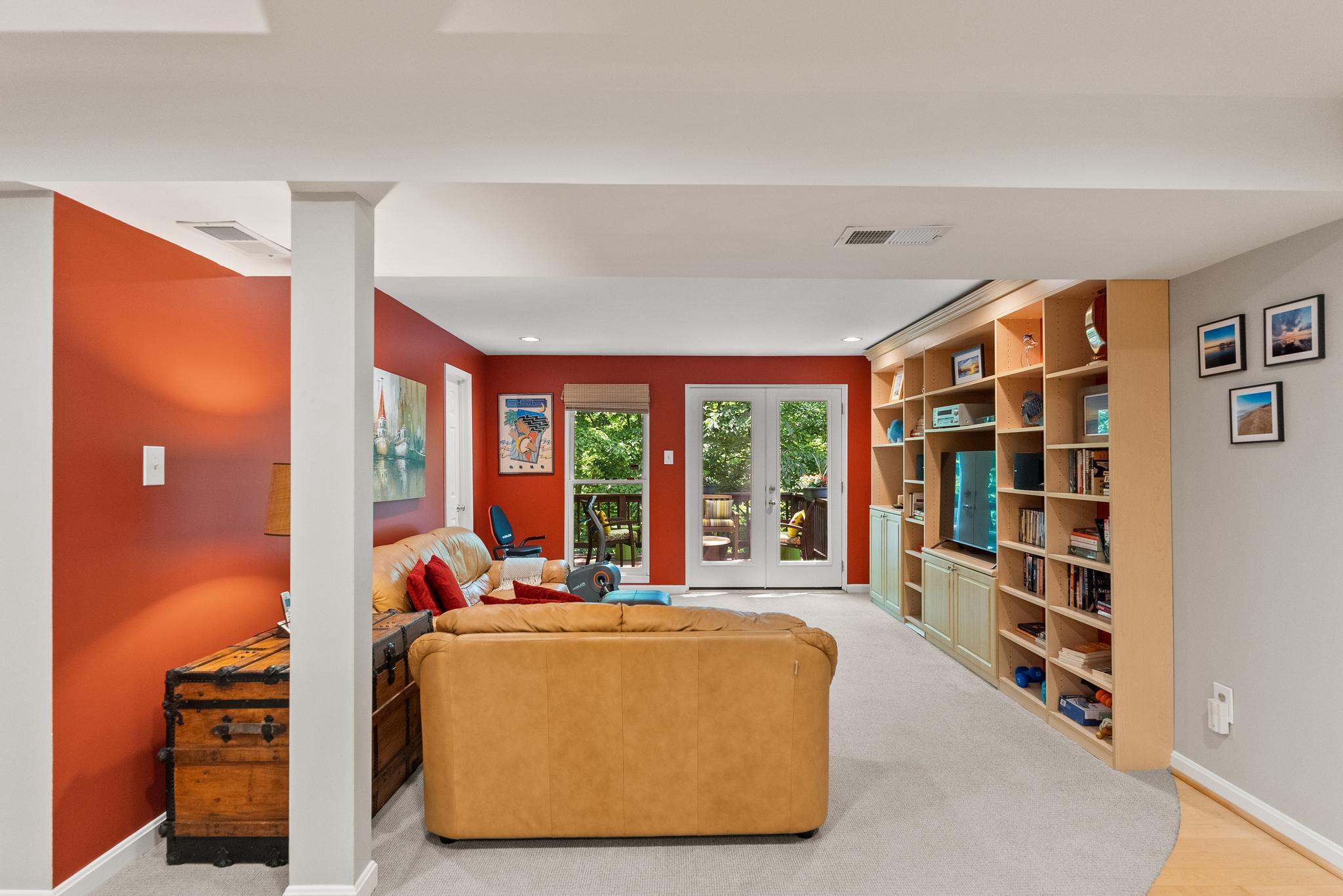 5913 Reservoir Heights Avenue, Alexandria, VA, 22311 - 物件實景