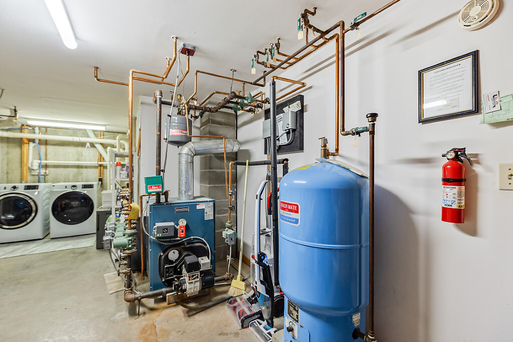 Rome, Maine, 04963, United States, 4 Bedrooms Bedrooms, ,2 BathroomsBathrooms,Residential,For Sale,1948503