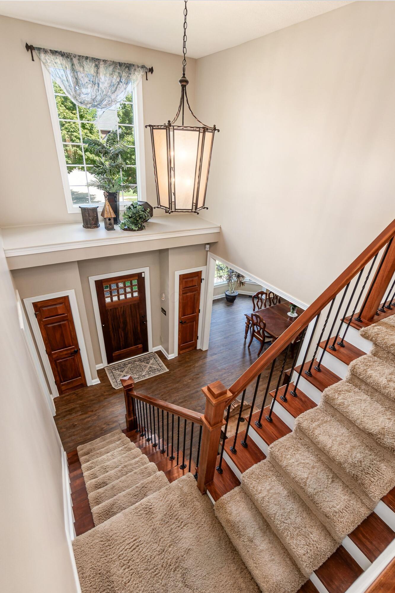 Dublin, Ohio, 43017, United States, 4 Bedrooms Bedrooms, ,5 BathroomsBathrooms,Residential,For Sale,1932782