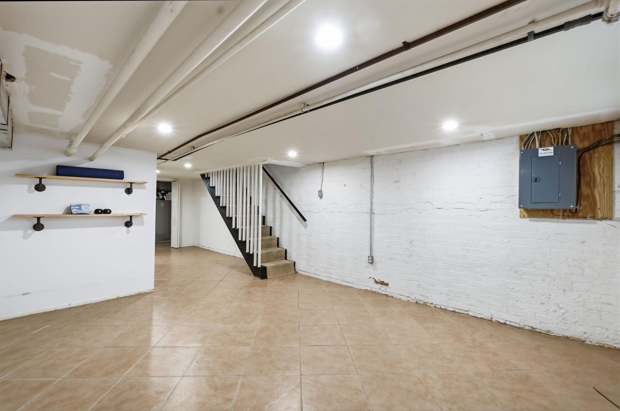  2152 Newport Place NW, Washington, DC, 20037 - 物件實景