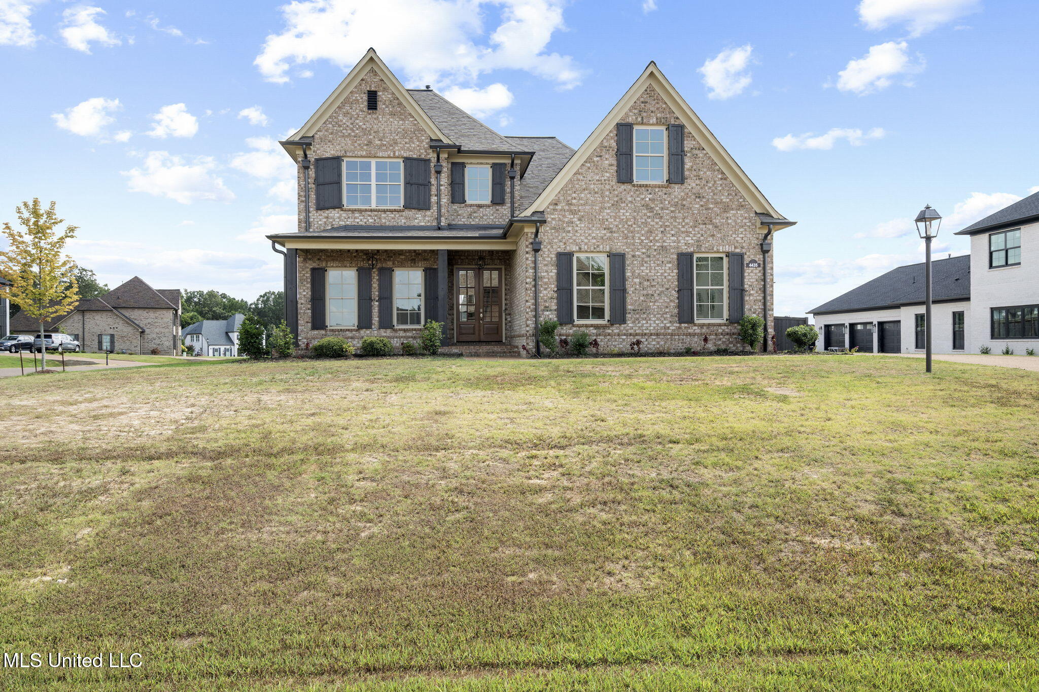 Olive Branch, Mississippi, 38654, United States, 5 Bedrooms Bedrooms, ,4 BathroomsBathrooms,Residential,For Sale,1906747
