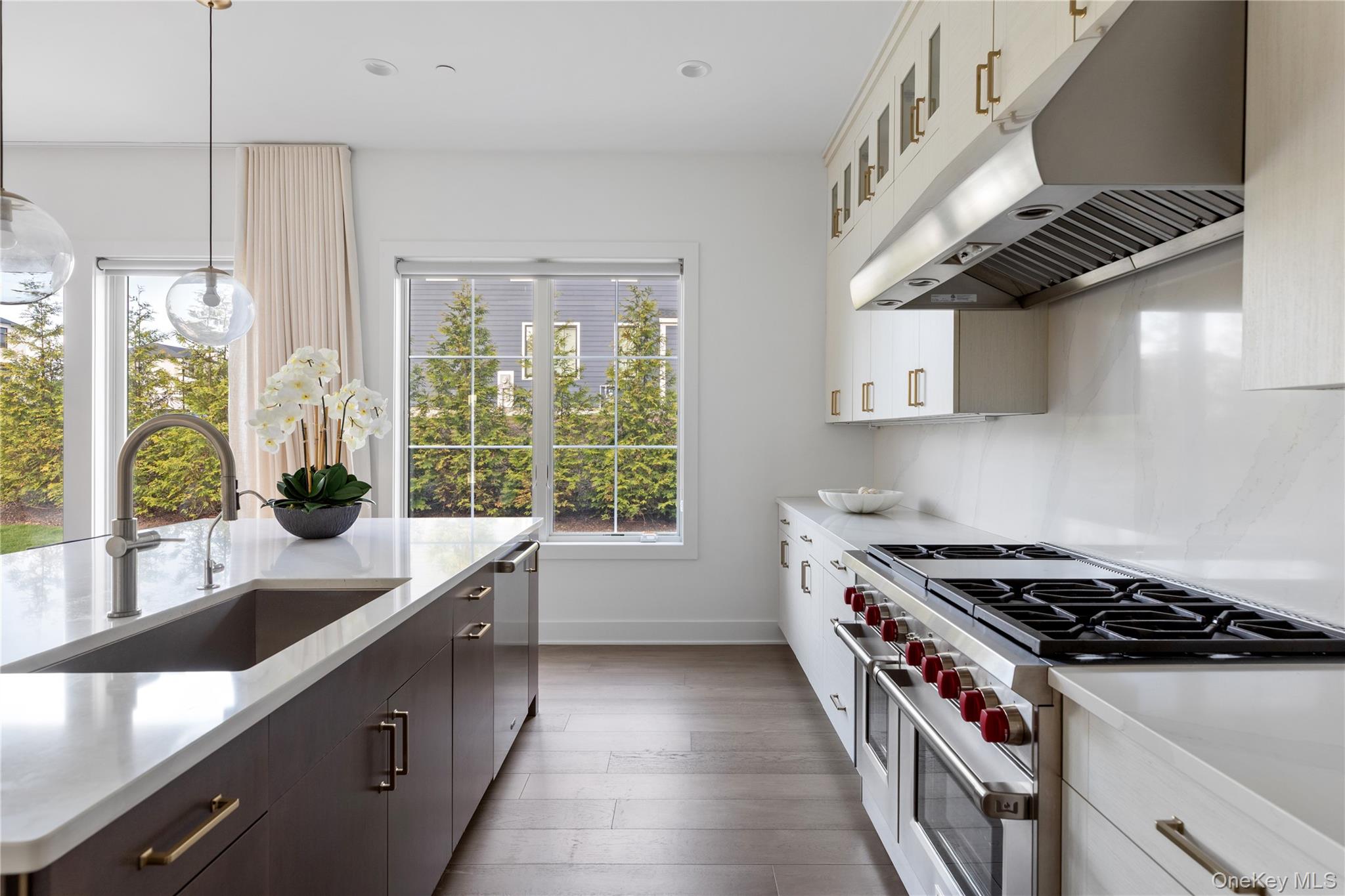  1 Sequoia Circle, Manhasset, NY, 11030 - 物件實景