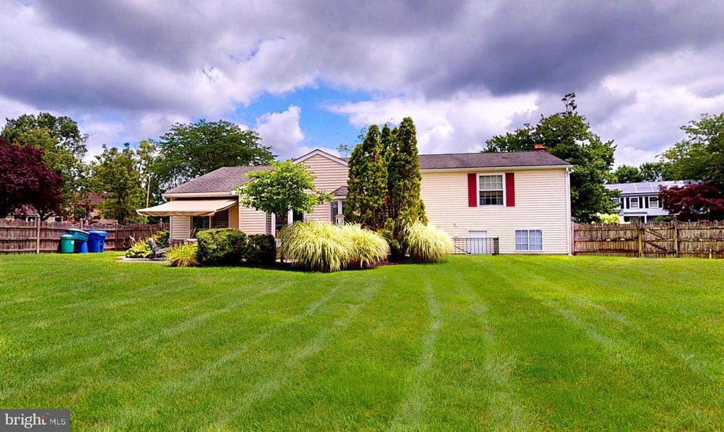 Marlton, New Jersey, 08053, United States, 3 Bedrooms Bedrooms, ,3 BathroomsBathrooms,Residential,For Sale,1942946