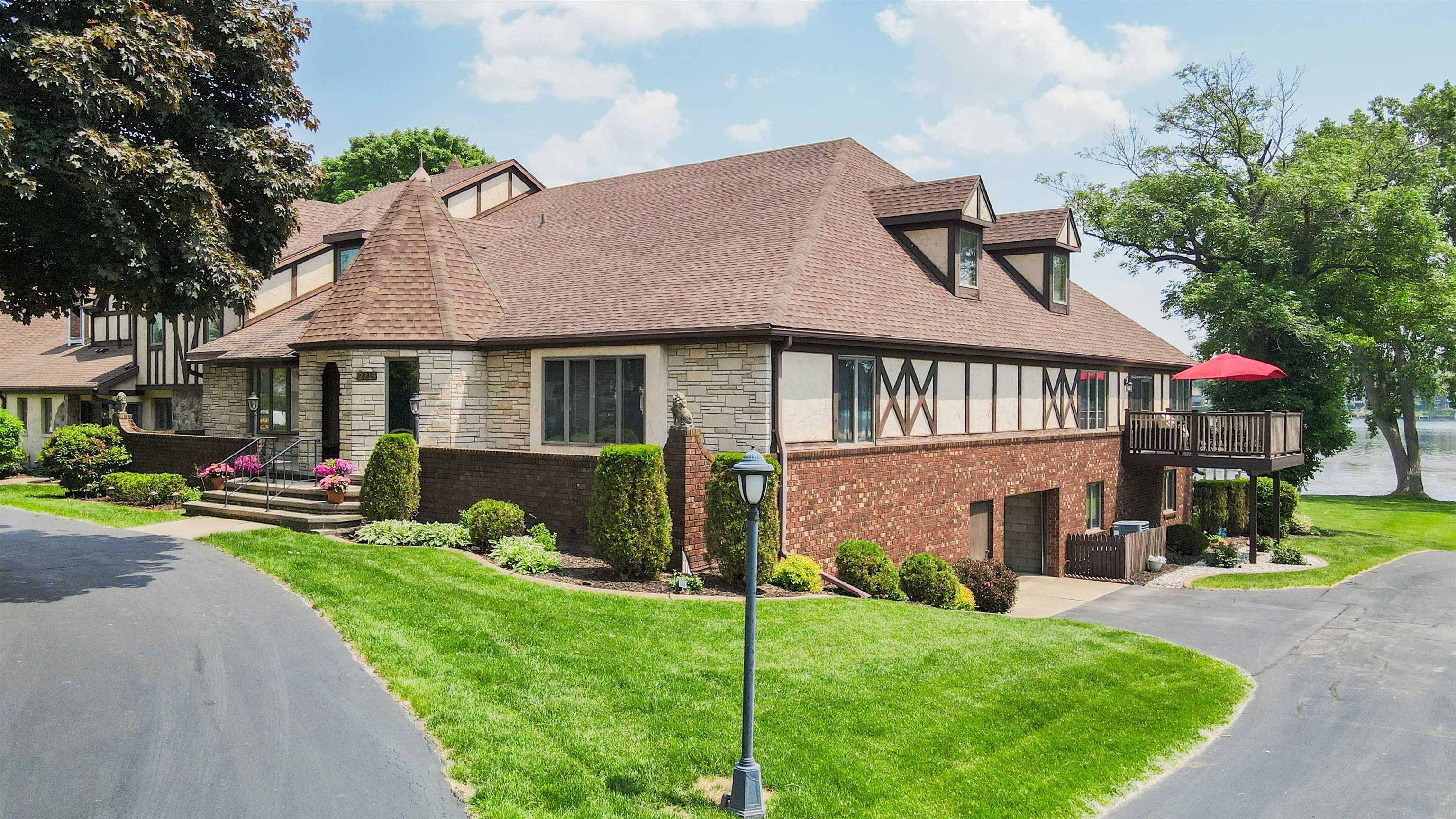 APPLETON, Wisconsin, 54914, United States, 3 Bedrooms Bedrooms, ,3 BathroomsBathrooms,Residential,For Sale,1911879