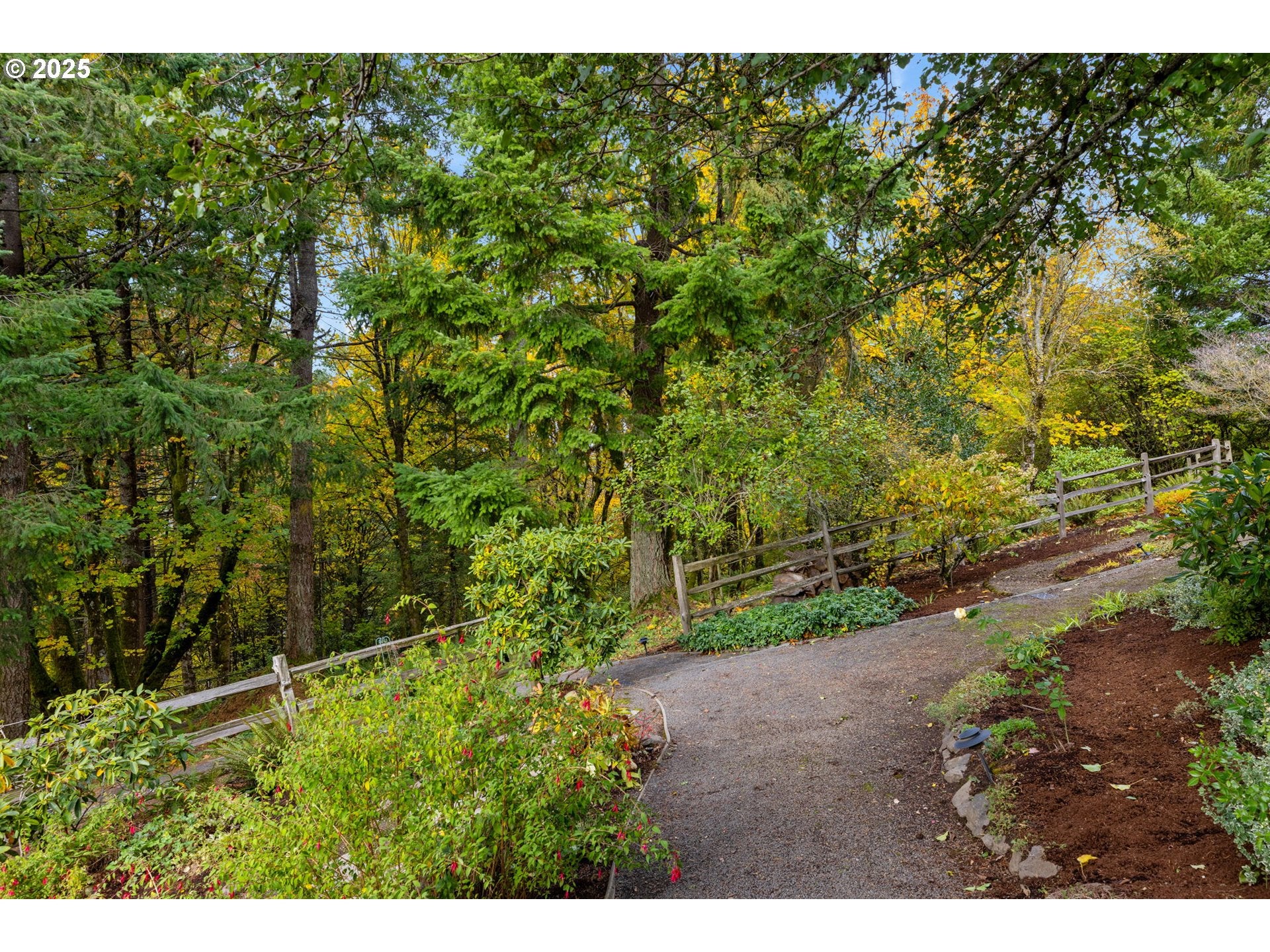 Happy Valley, Oregon, 97086, United States, 3 Bedrooms Bedrooms, ,4 BathroomsBathrooms,Residential,For Sale,1990937