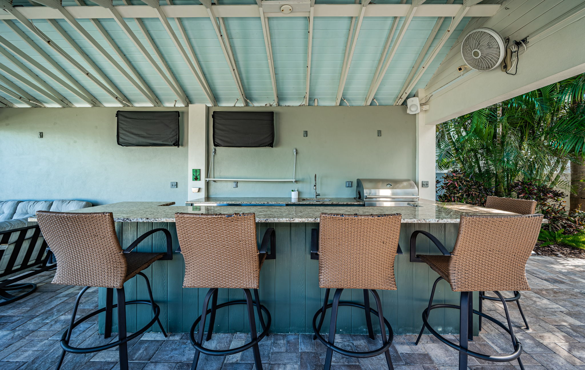 St Petersburg, Florida, 33715, United States, 4 Bedrooms Bedrooms, ,2 BathroomsBathrooms,Residential,For Sale,1994280