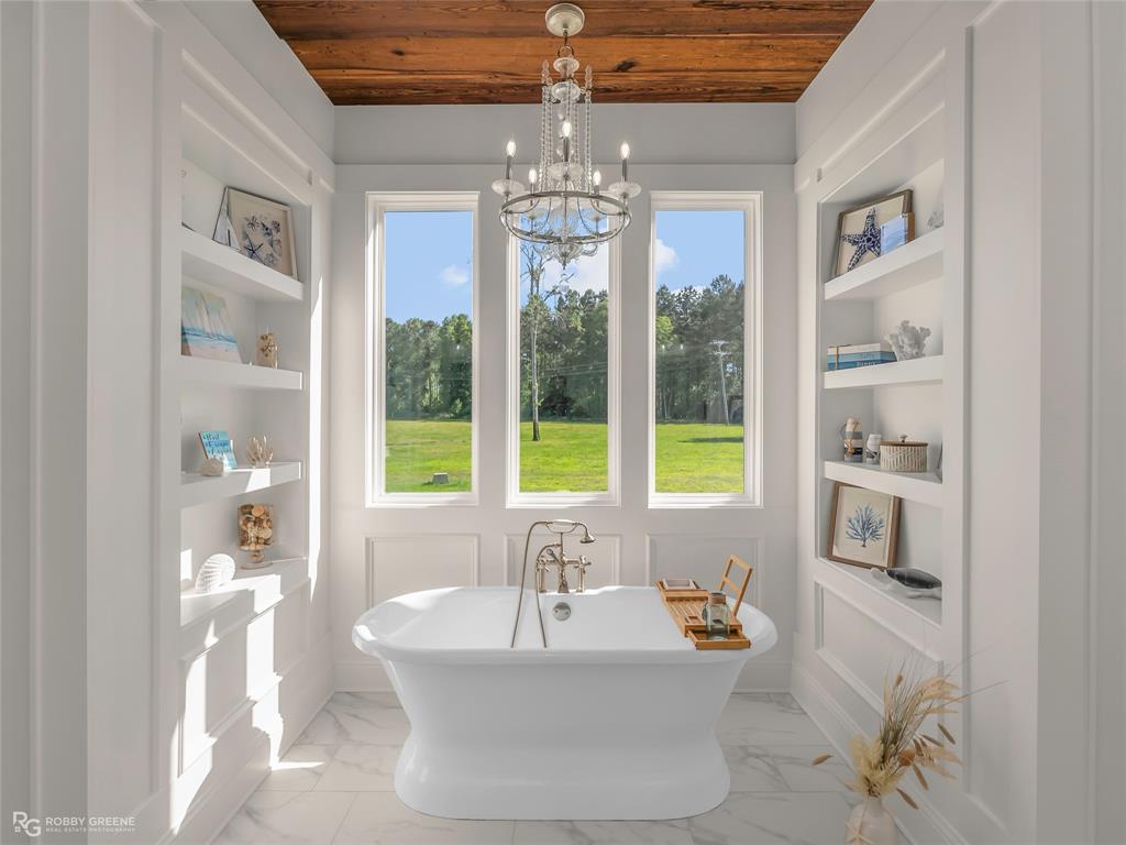 Frierson, Louisiana, 71027, United States, 5 Bedrooms Bedrooms, ,4 BathroomsBathrooms,Residential,For Sale,1827037