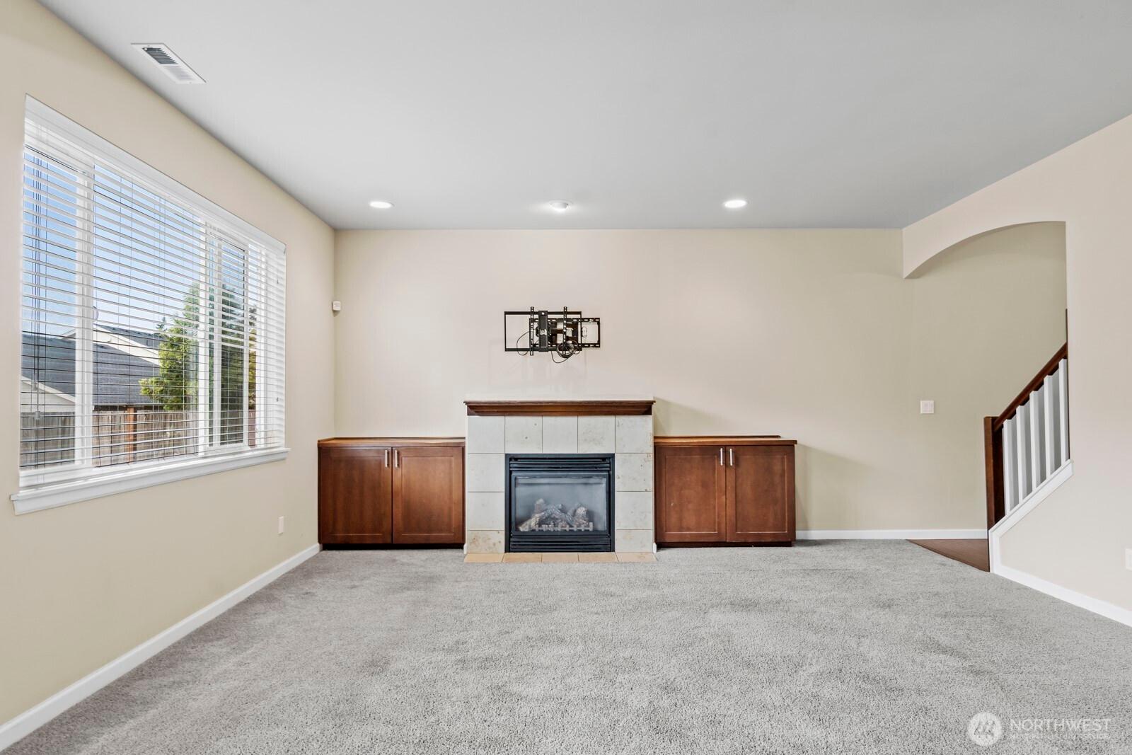 YELM, Washington, 98597, United States, 4 Bedrooms Bedrooms, ,3 BathroomsBathrooms,Residential,For Sale,1722158