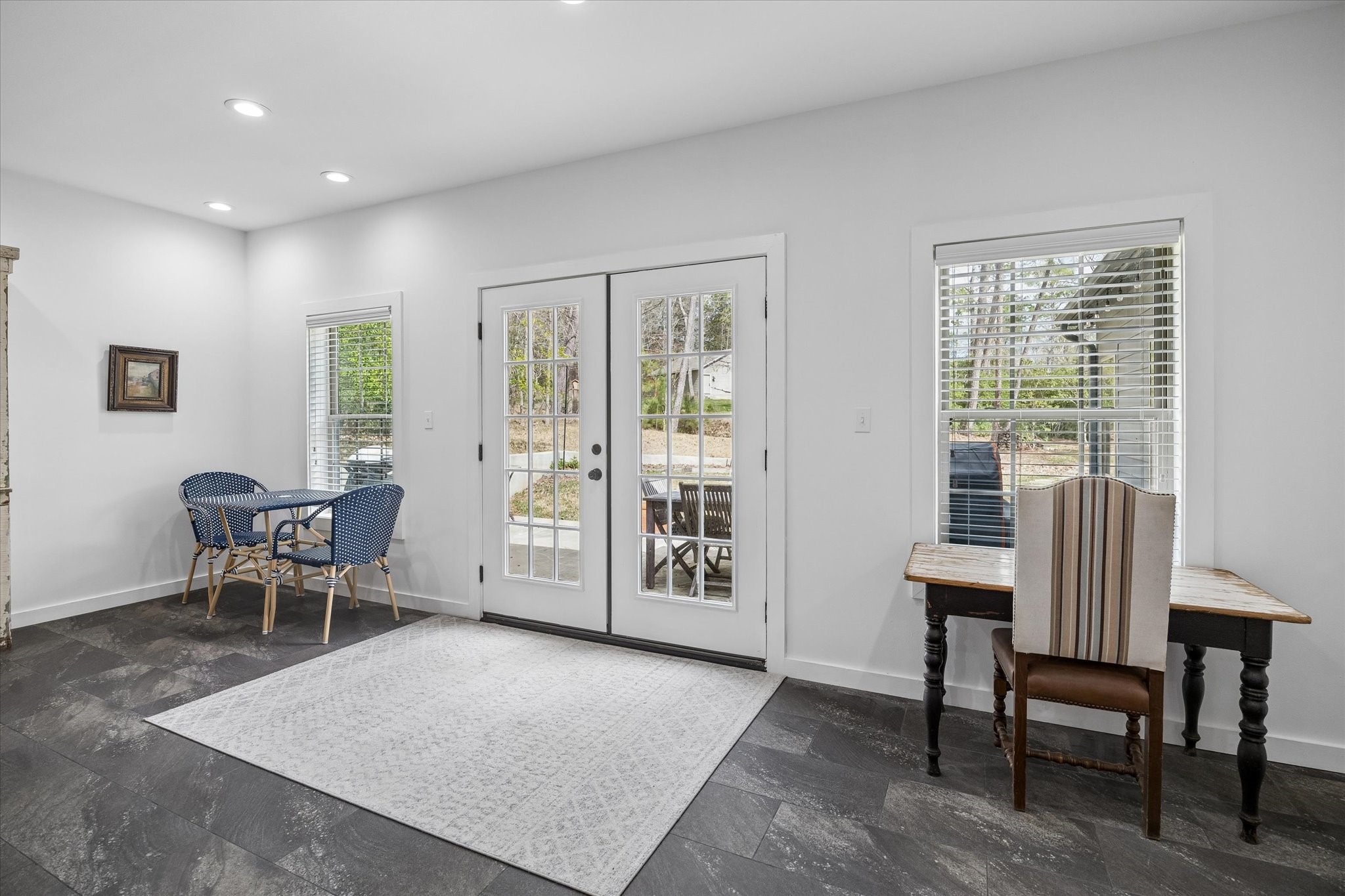  90 Twinstone Circle - 物件實景