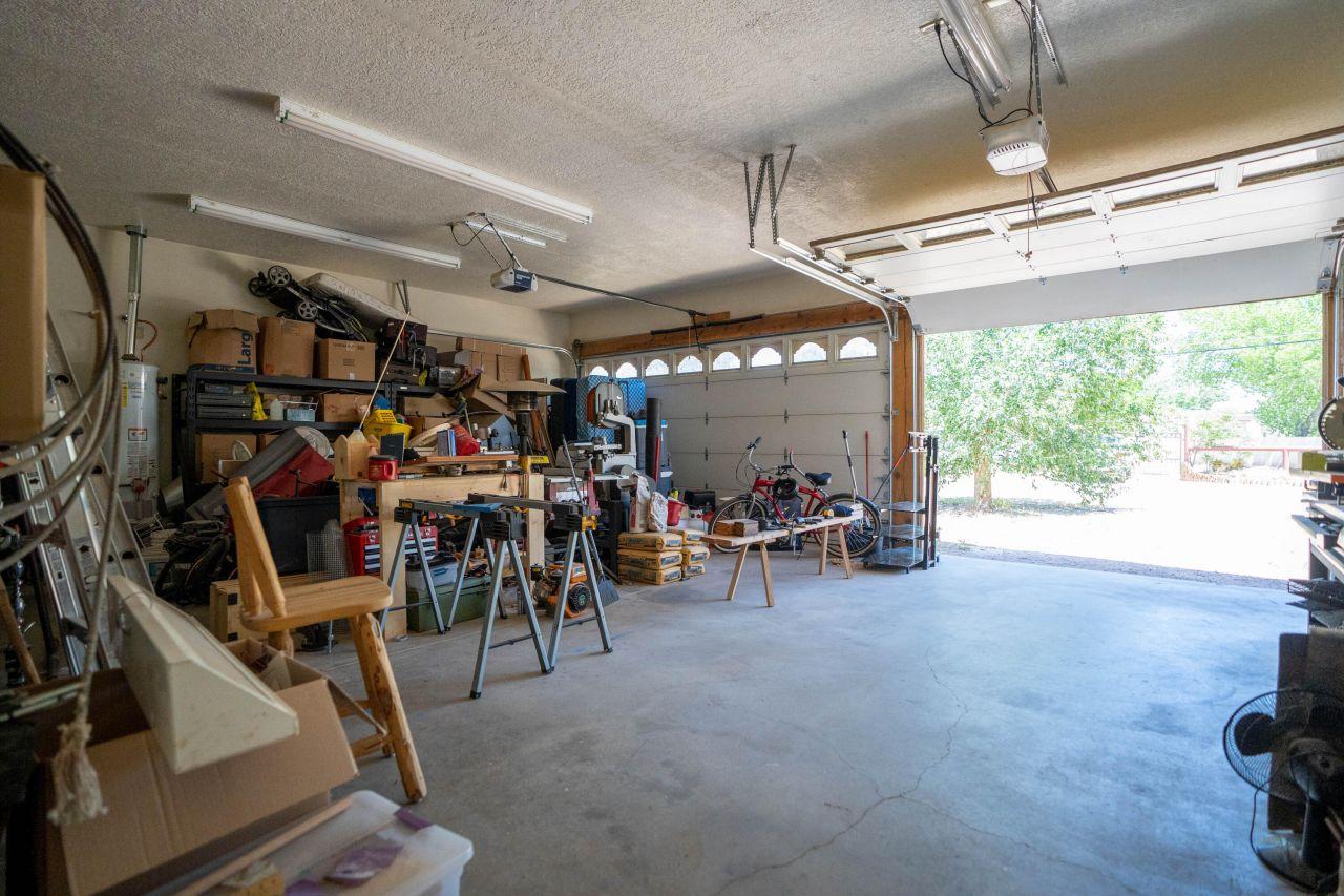 Los Ranchos, New Mexico, 87114, United States, 4 Bedrooms Bedrooms, ,5 BathroomsBathrooms,Residential,For Sale,1720943