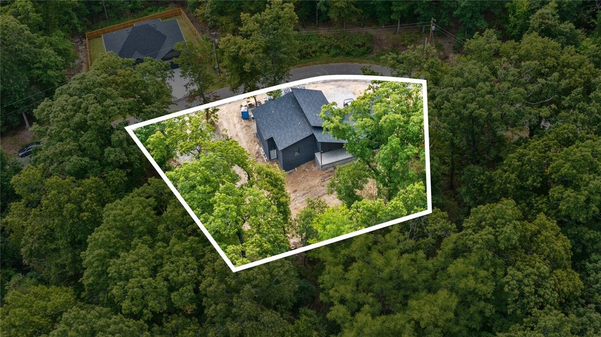 Bella Vista, Arkansas, 72714, United States, 2 Bedrooms Bedrooms, ,2 BathroomsBathrooms,Residential,For Sale,1997374