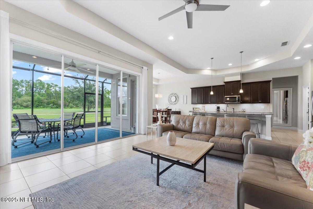 Orange Park, Florida, 32065, United States, 4 Bedrooms Bedrooms, ,3 BathroomsBathrooms,Residential,For Sale,1979737