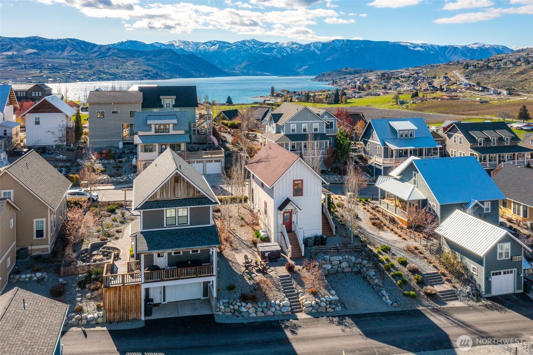 Chelan, Washington, 98816, United States, 3 Bedrooms Bedrooms, ,3 BathroomsBathrooms,Residential,For Sale,1777095