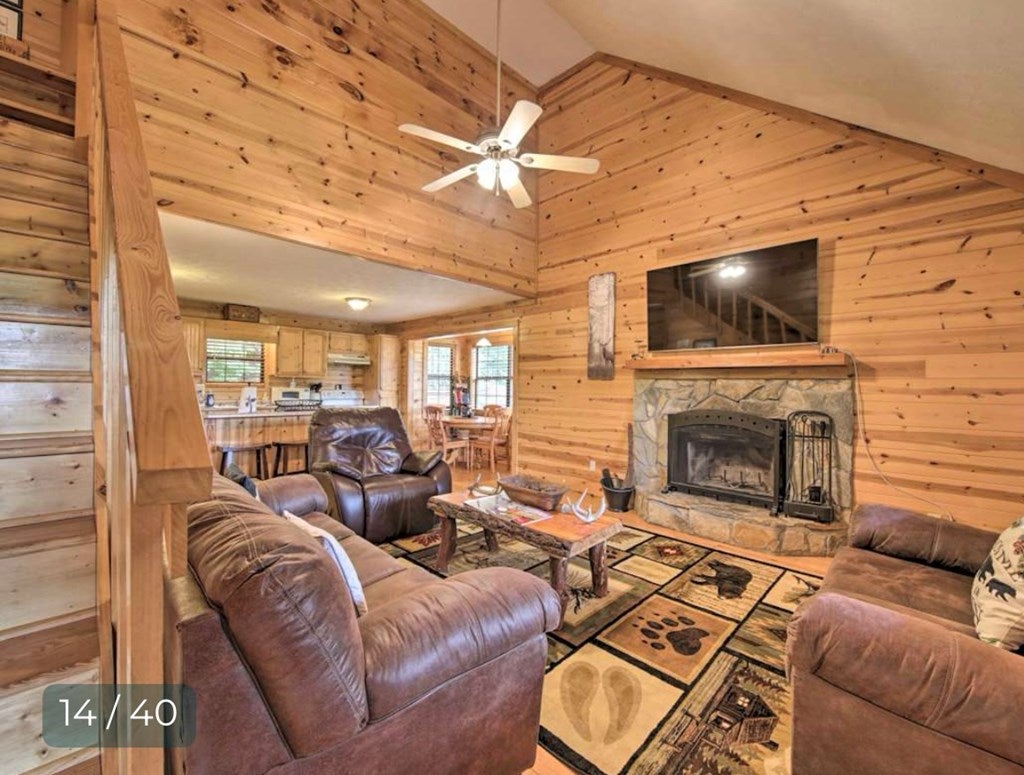 Young Harris, Georgia, 30582, United States, 3 Bedrooms Bedrooms, ,2 BathroomsBathrooms,Residential,For Sale,1863347