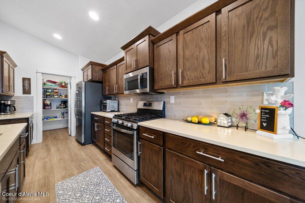 Rathdrum, Idaho, 83858, United States, 3 Bedrooms Bedrooms, ,2 BathroomsBathrooms,Residential,For Sale,2011308