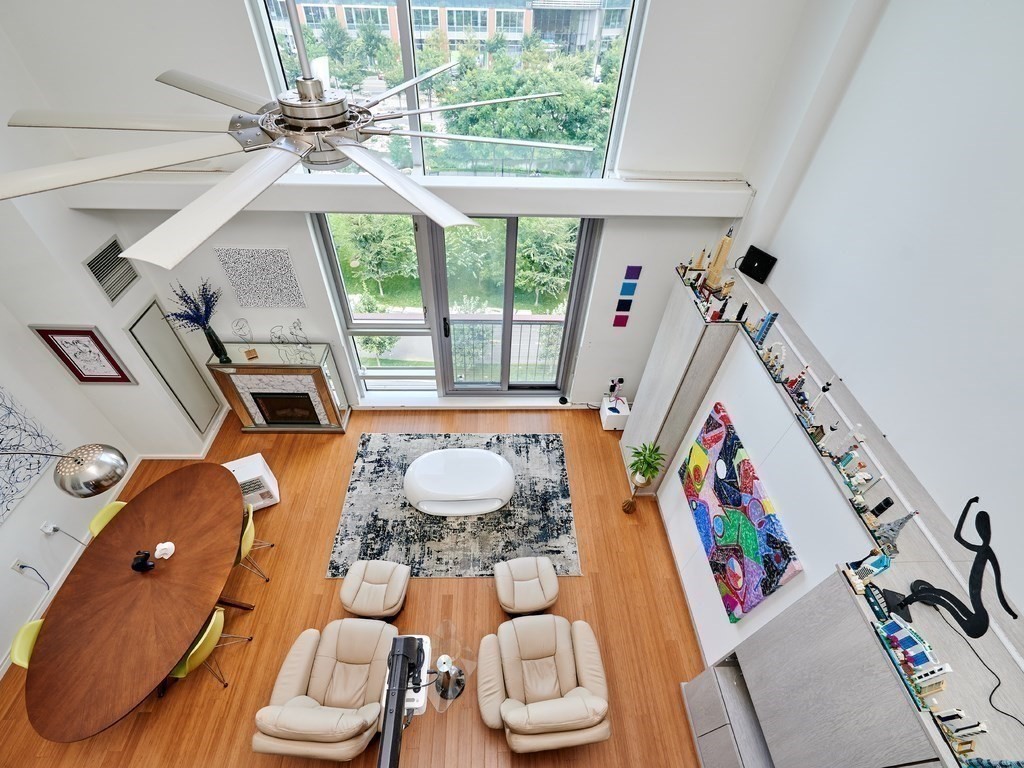 Cambridge, Massachusetts, 02141, United States, 1 Bedroom Bedrooms, ,2 BathroomsBathrooms,Residential,For Sale,1976381