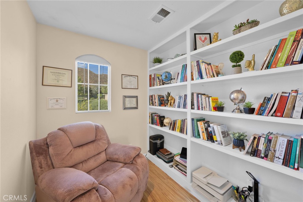 Lake Elsinore, California, 92532, United States, 5 Bedrooms Bedrooms, ,4 BathroomsBathrooms,Residential,For Sale,1989884