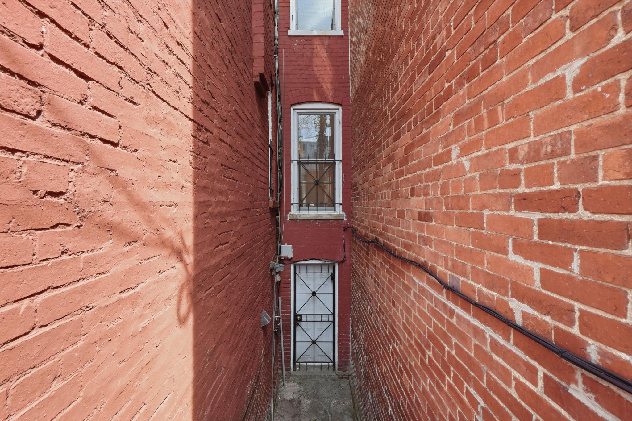  2152 Newport Place NW, Washington, DC, 20037 - 物件實景