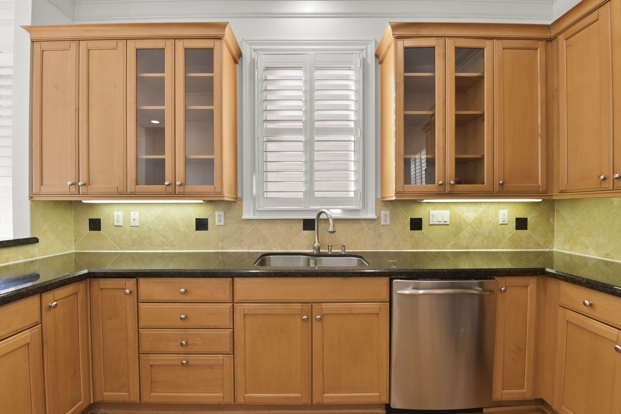 Houston, Texas, 77019, United States, 3 Bedrooms Bedrooms, ,4 BathroomsBathrooms,Residential,For Sale,1984299