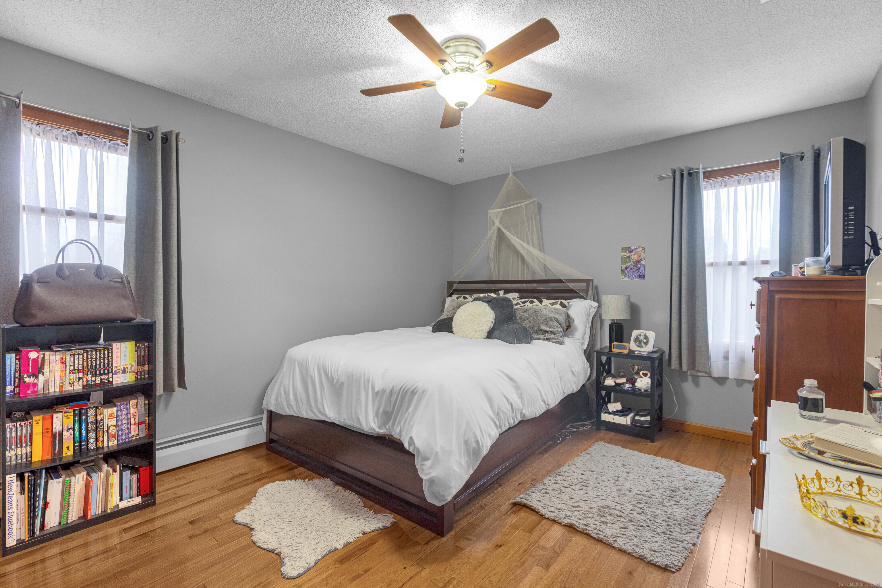 Windsor, Connecticut, 06095, United States, 4 Bedrooms Bedrooms, ,5 BathroomsBathrooms,Residential,For Sale,2000550