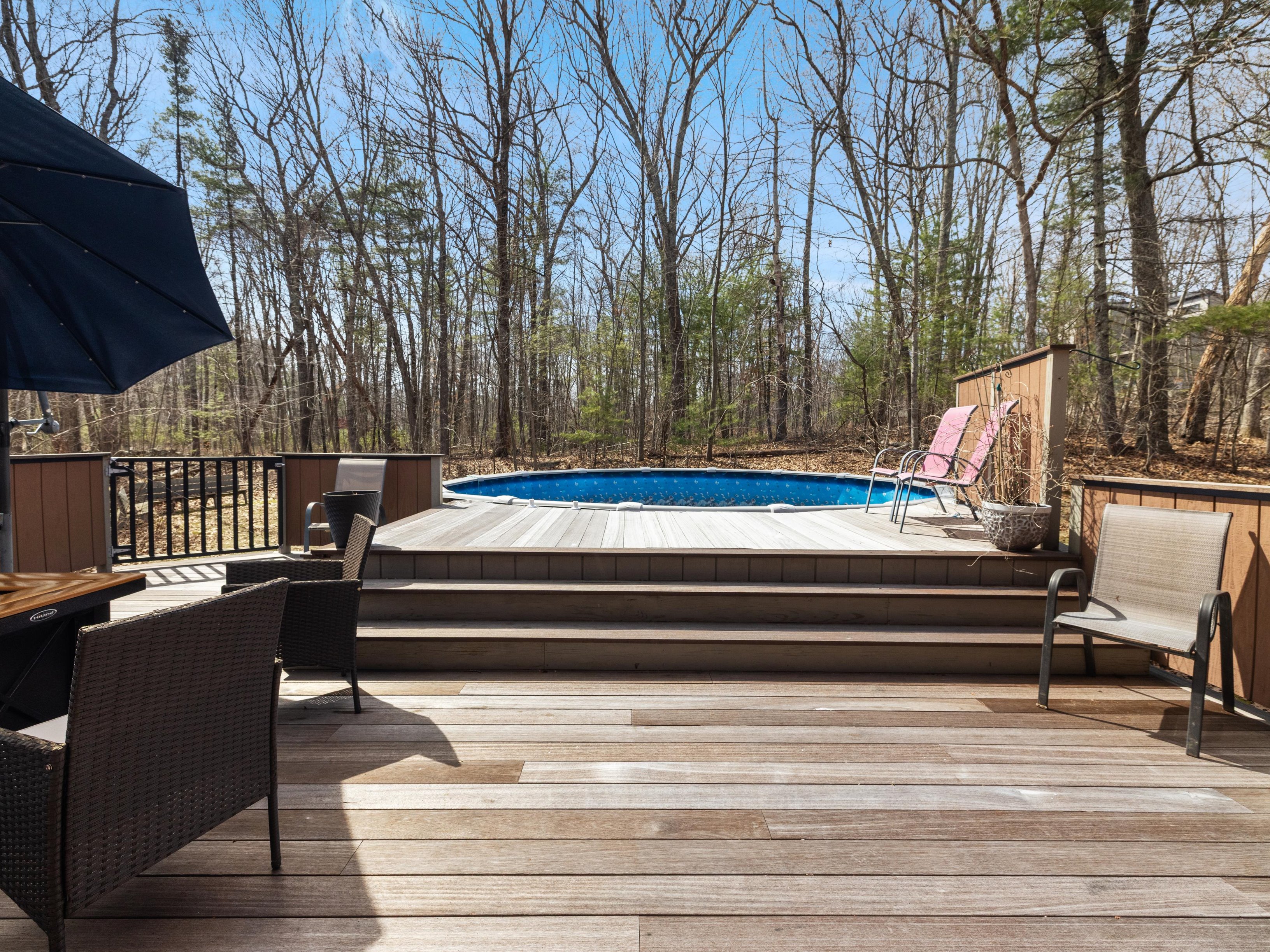  275 Chestnut Street, Uxbridge, MA 01569 - 物件實景