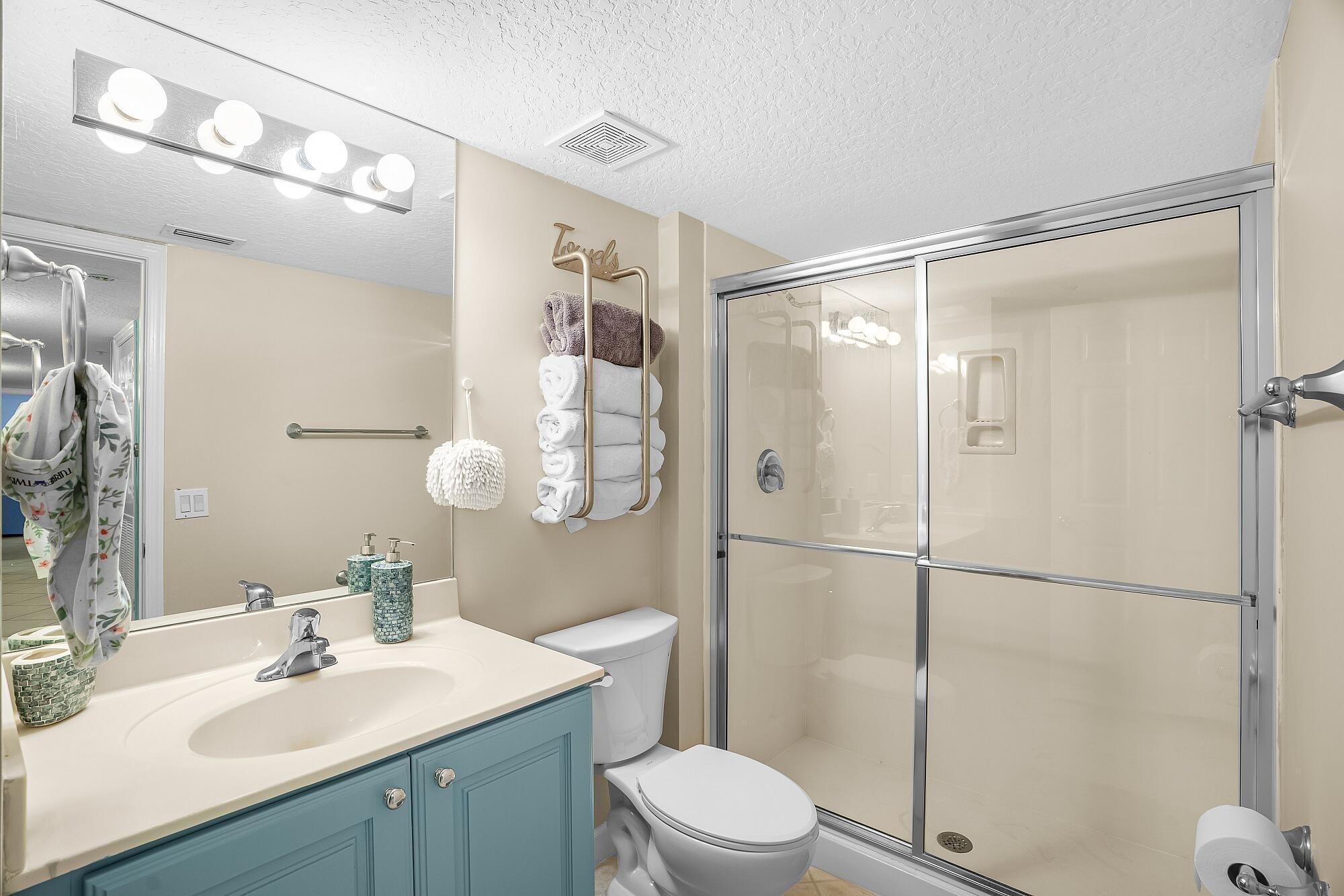 Hutchinson Island, Florida, 34949, United States, 3 Bedrooms Bedrooms, ,2 BathroomsBathrooms,Residential,For Sale,1959425