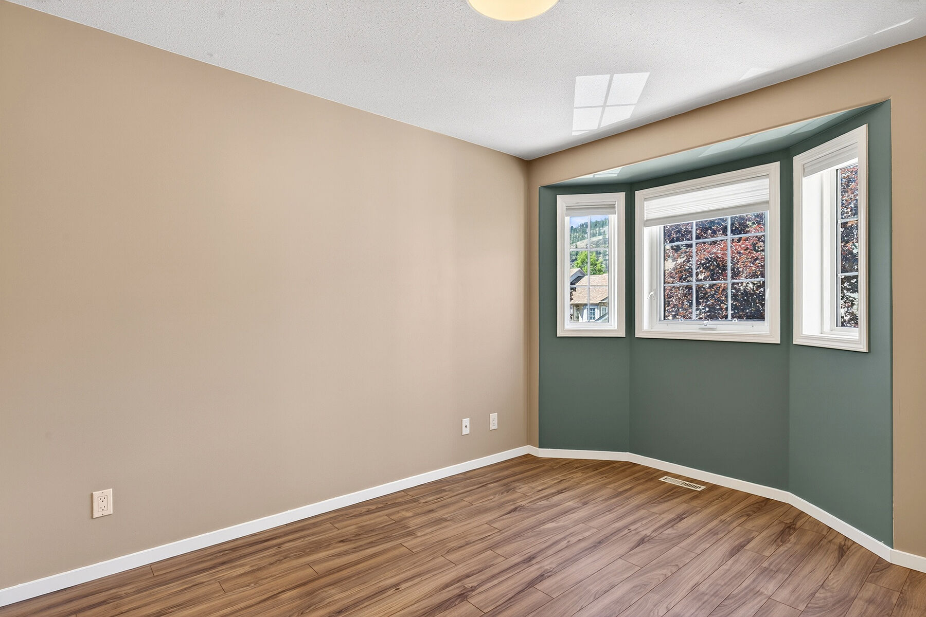  Move-In Ready Townhome - 物件實景