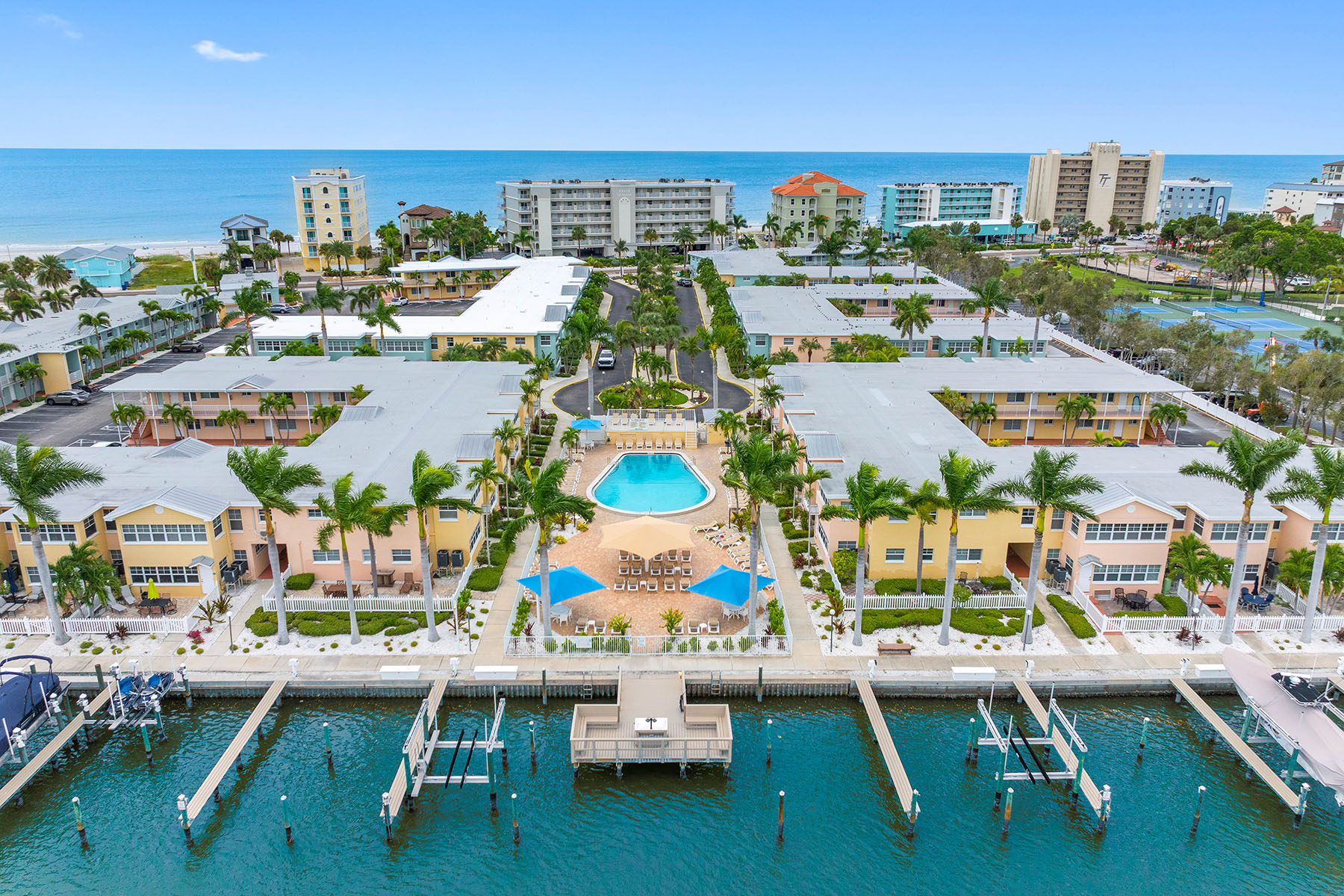  BAREFOOT BEACH RESORT OF INDIAN SHORES - 物件實景