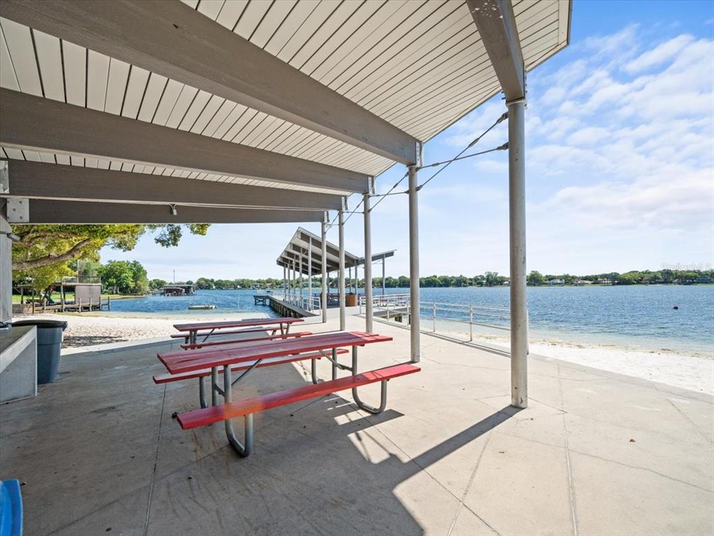 Tampa, Florida, 33618, United States, 4 Bedrooms Bedrooms, ,2 BathroomsBathrooms,Residential,For Sale,1917104