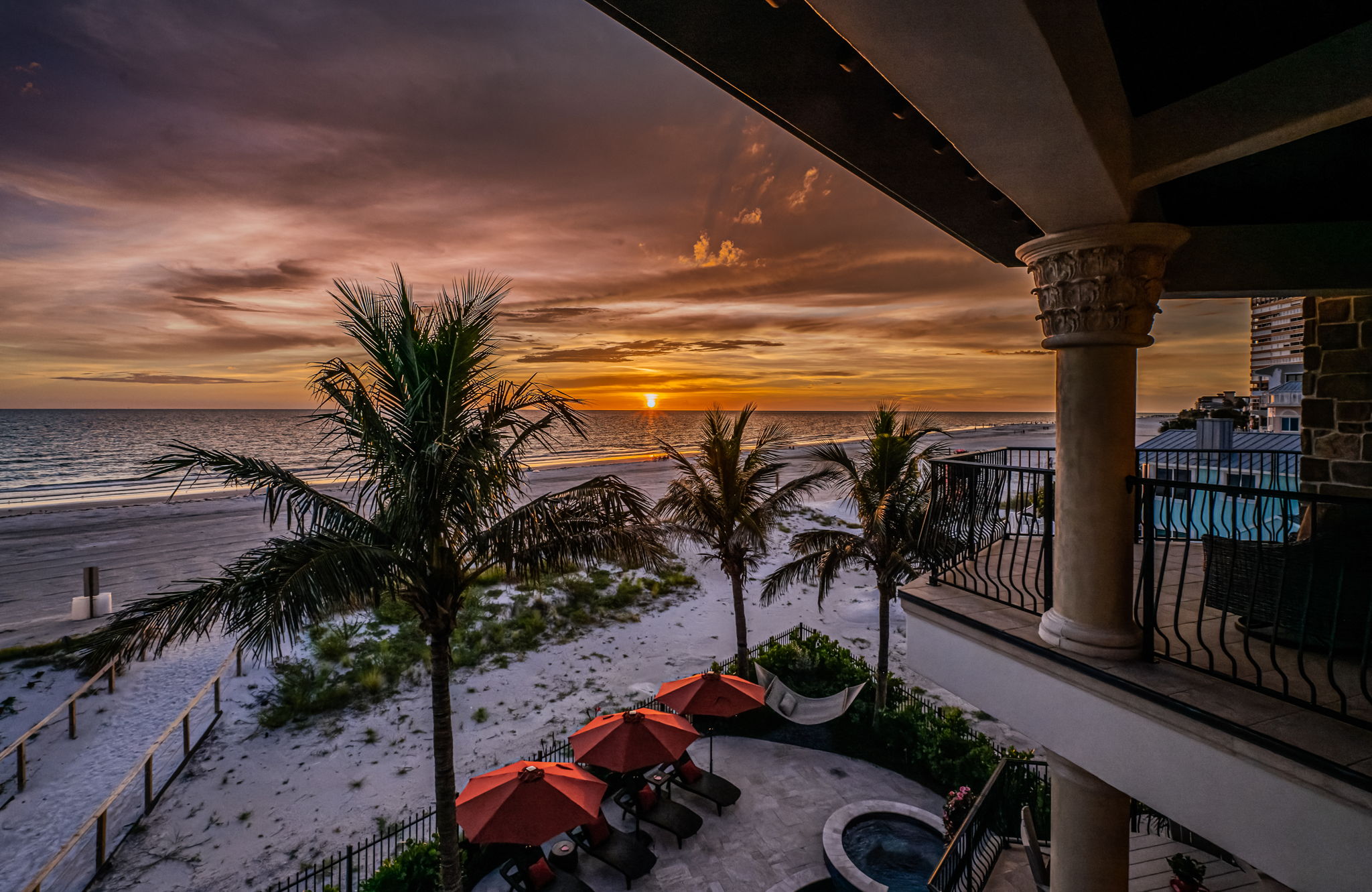 Redington Shores, Florida, 33708, United States, 5 Bedrooms Bedrooms, ,6 BathroomsBathrooms,Residential,For Sale,1921894
