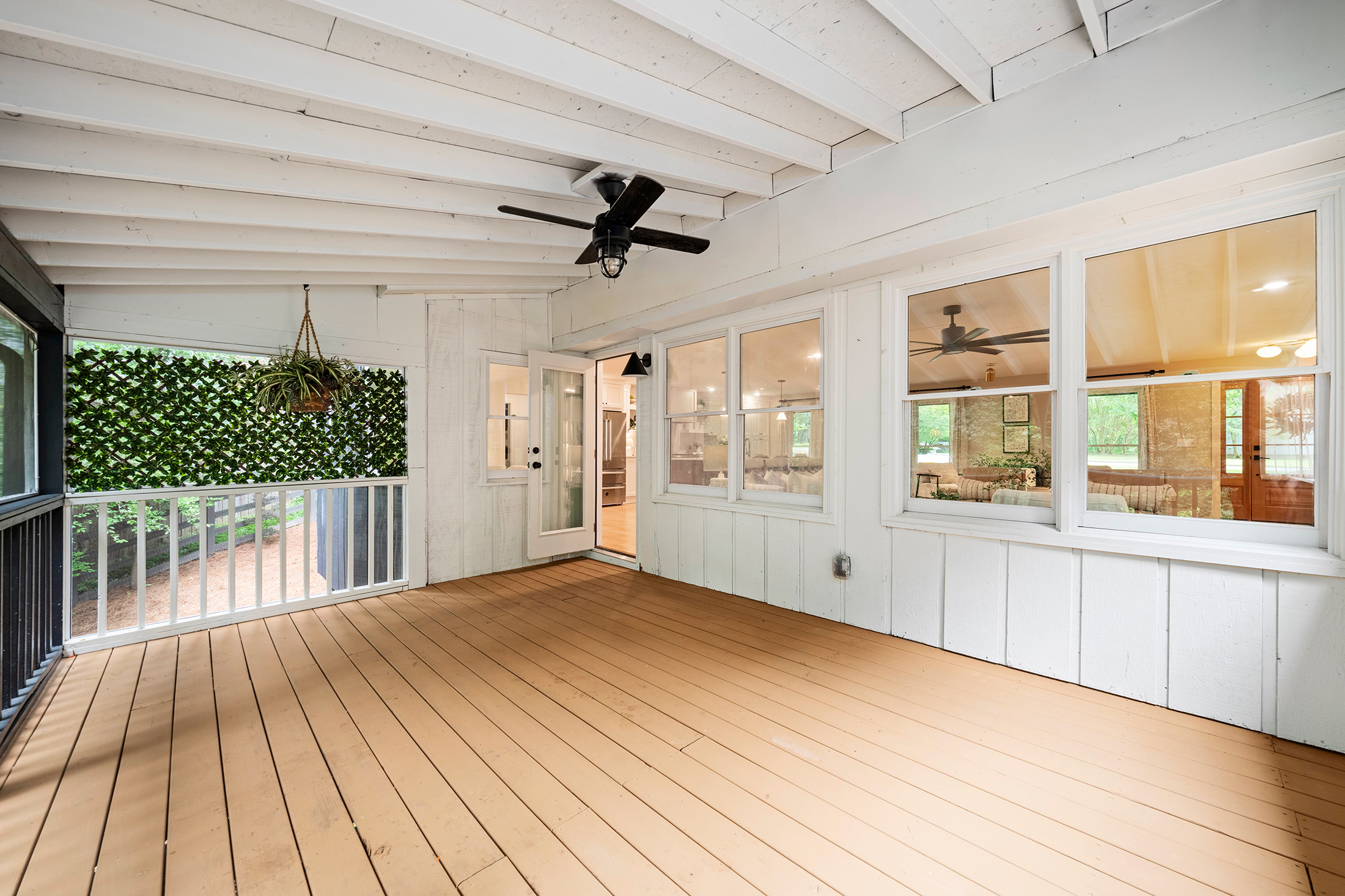 Fully Renovated Modern Retreat in Beloved Community - 物件實景