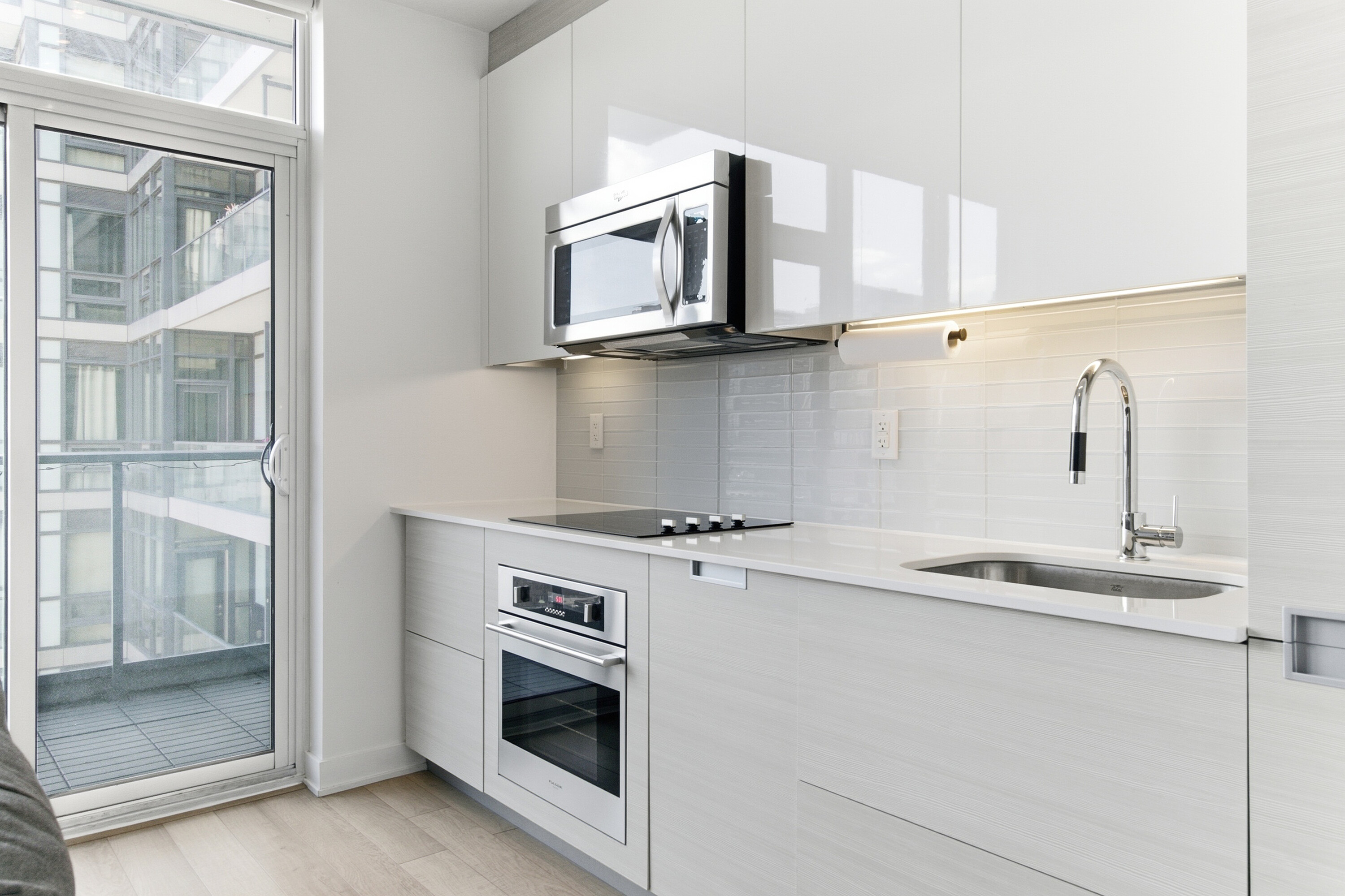  210 Simcoe Street - 物件實景