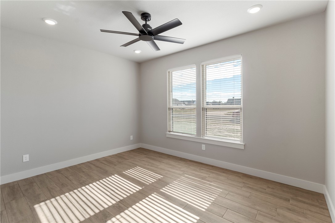 Bryan, Texas, 77808, United States, 4 Bedrooms Bedrooms, ,4 BathroomsBathrooms,Residential,For Sale,1982862