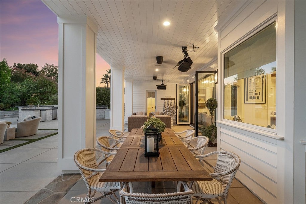 Redlands, California, 92373, United States, 5 Bedrooms Bedrooms, ,6 BathroomsBathrooms,Residential,For Sale,1984155