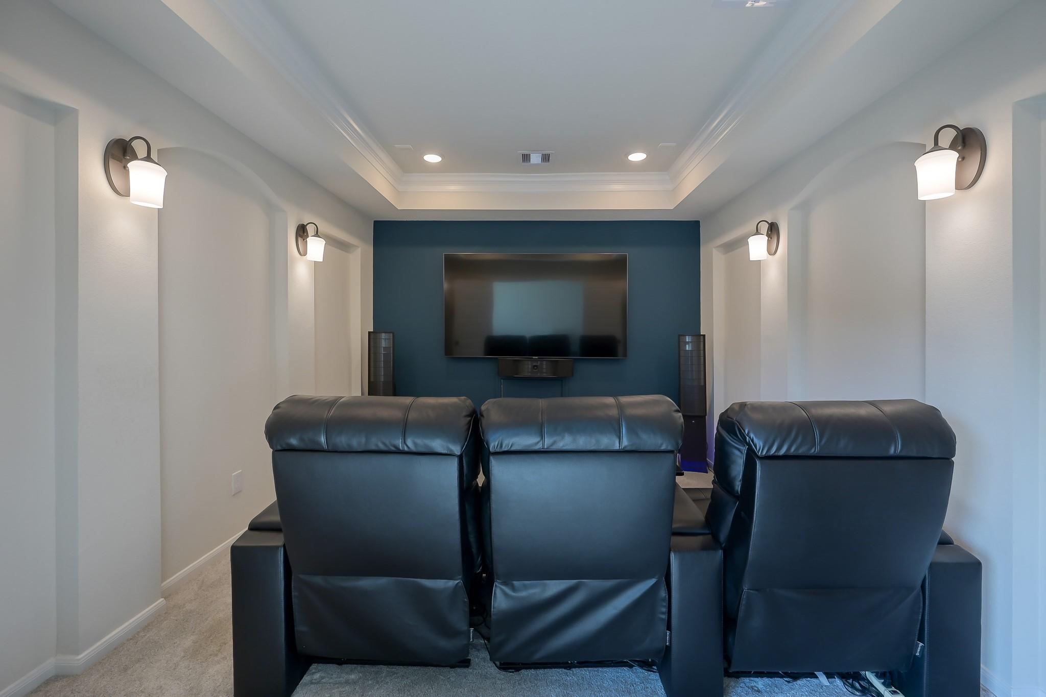 Conroe, Texas, 77318, United States, 5 Bedrooms Bedrooms, ,5 BathroomsBathrooms,Residential,For Sale,1977053