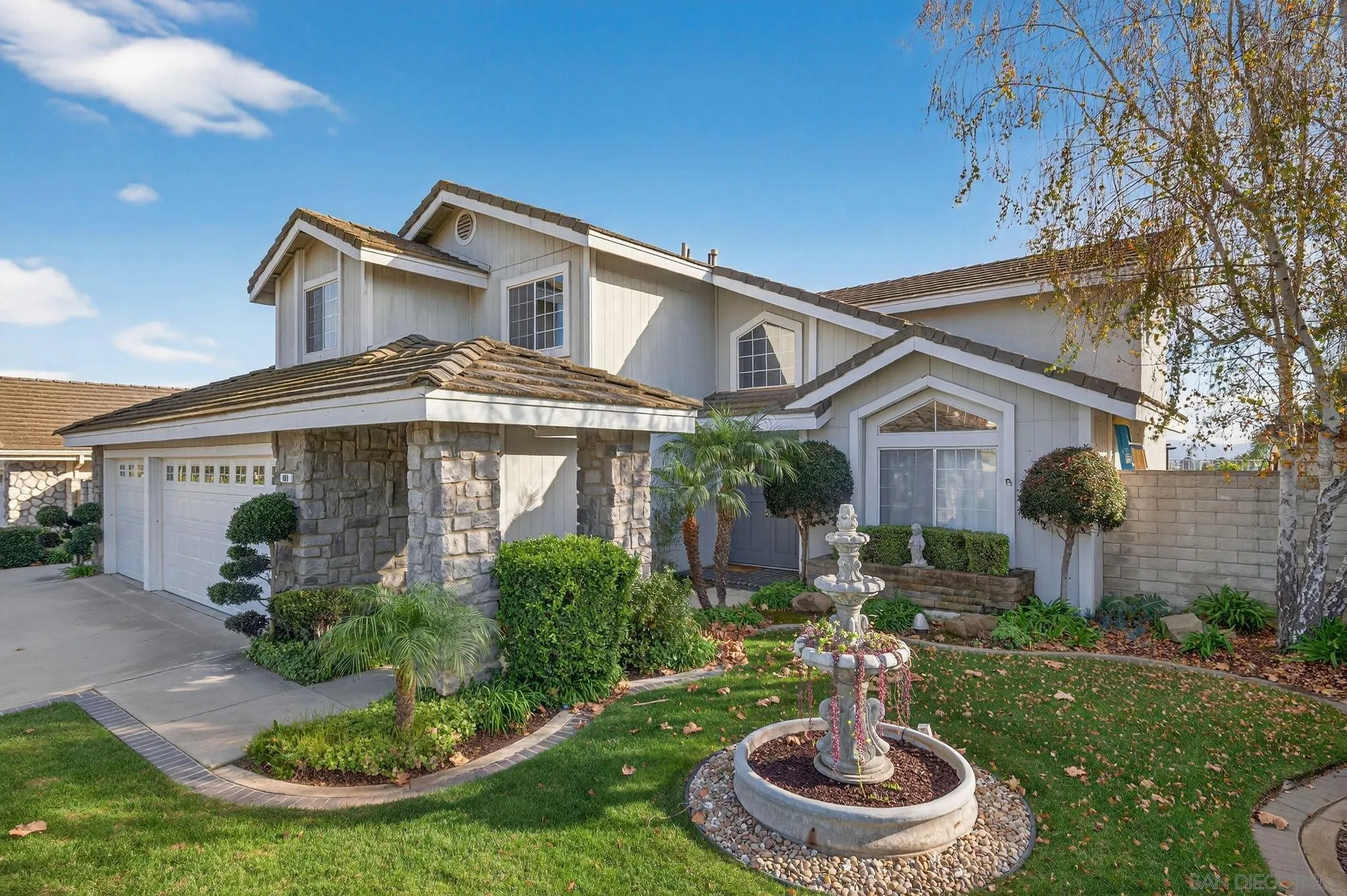 Camarillo, California, 93010, United States, 5 Bedrooms Bedrooms, ,4 BathroomsBathrooms,Residential,For Sale,2001849