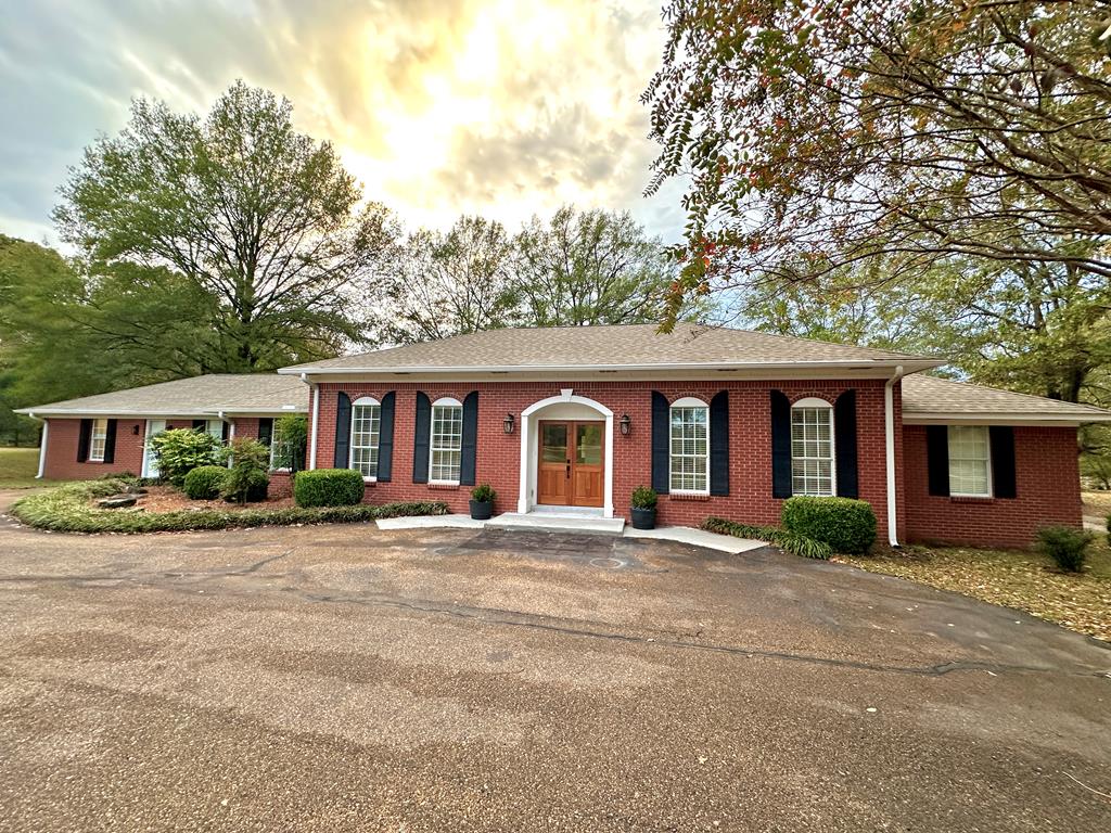 26 Cr 313, OXFORD, Mississippi, 38655, United States, 4 Bedrooms Bedrooms, ,3 BathroomsBathrooms,Residential,For Sale,26 Cr 313,1640697