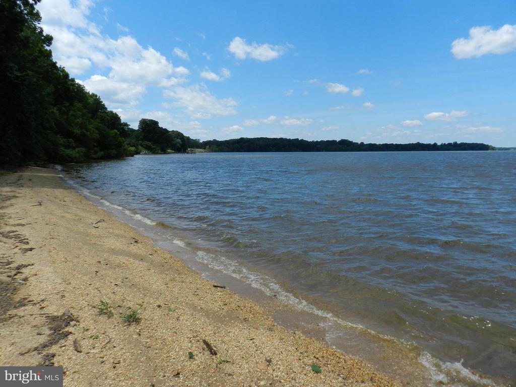 Port Royal, Virginia, 22535, United States, 5 Bedrooms Bedrooms, ,4 BathroomsBathrooms,Residential,For Sale,1959424