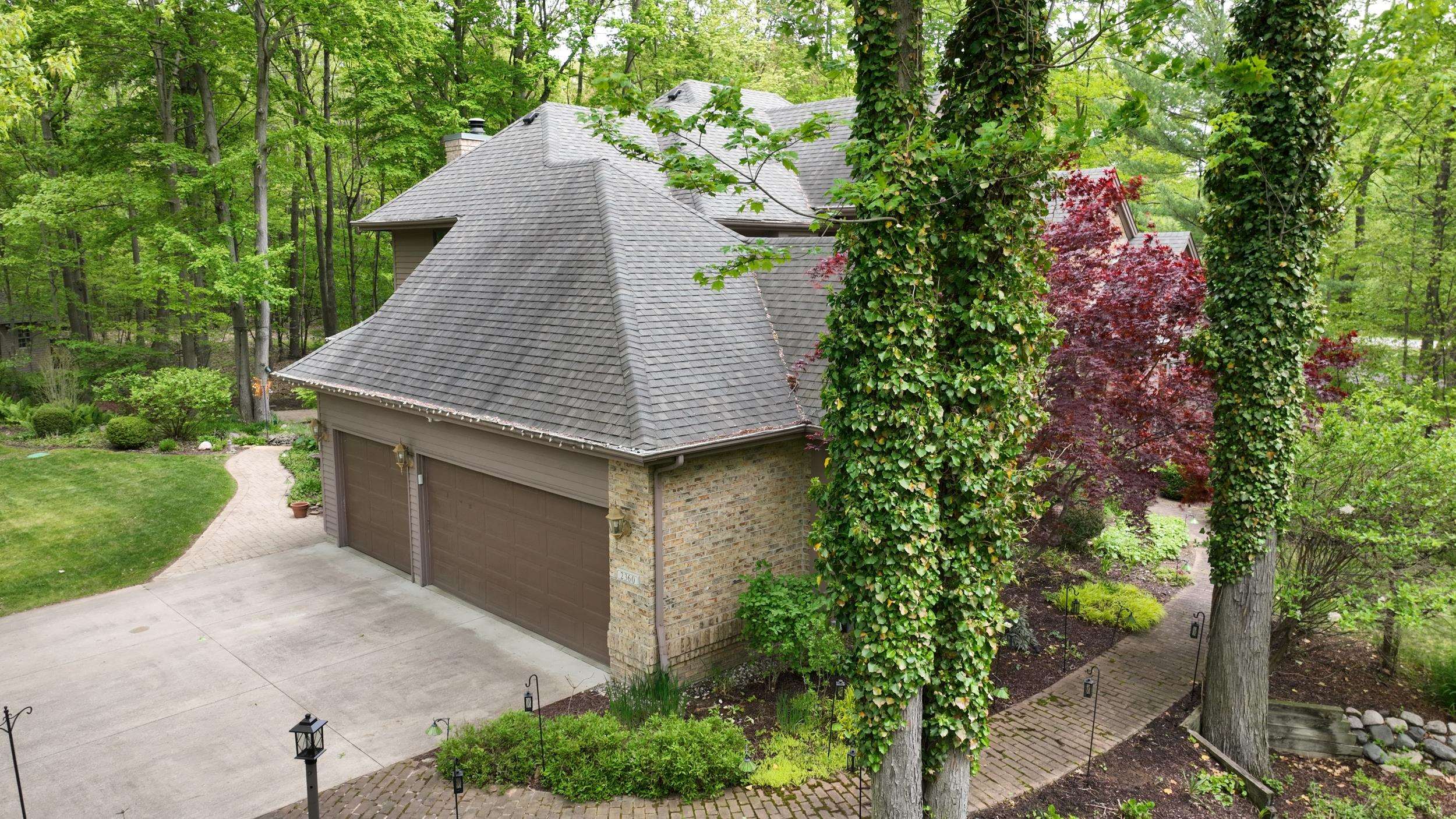 Midland, Michigan, 48642, United States, 5 Bedrooms Bedrooms, ,5 BathroomsBathrooms,Residential,For Sale,2049477