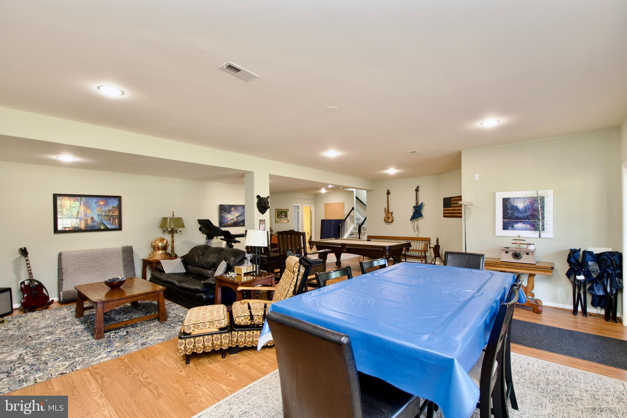 Aldie, Virginia, 20105, United States, 4 Bedrooms Bedrooms, ,5 BathroomsBathrooms,Residential,For Sale,1943897
