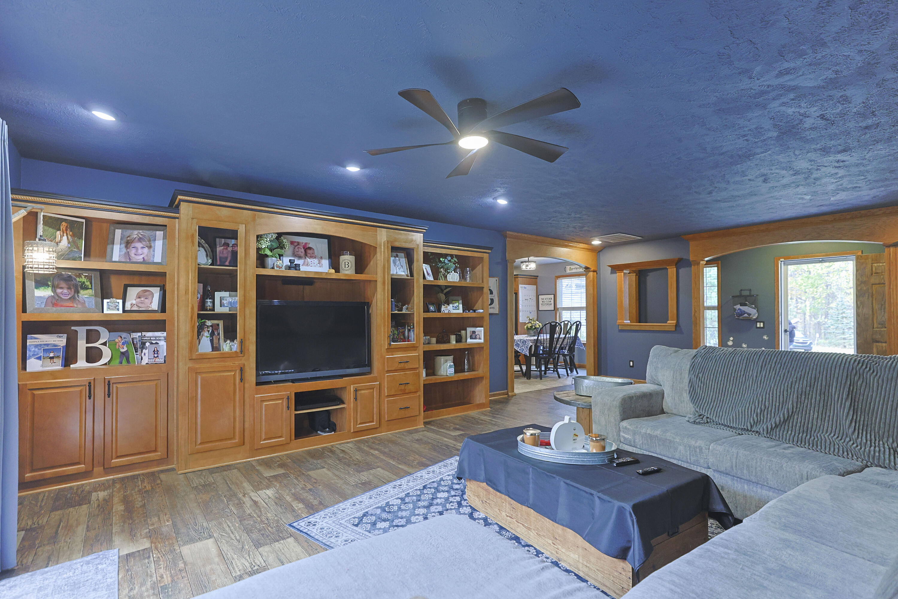 Cassopolis, Michigan, 49031, United States, 3 Bedrooms Bedrooms, ,2 BathroomsBathrooms,Residential,For Sale,1987063