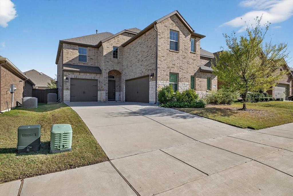 Celina, Texas, 75009, United States, 5 Bedrooms Bedrooms, ,4 BathroomsBathrooms,Residential,For Sale,1975866