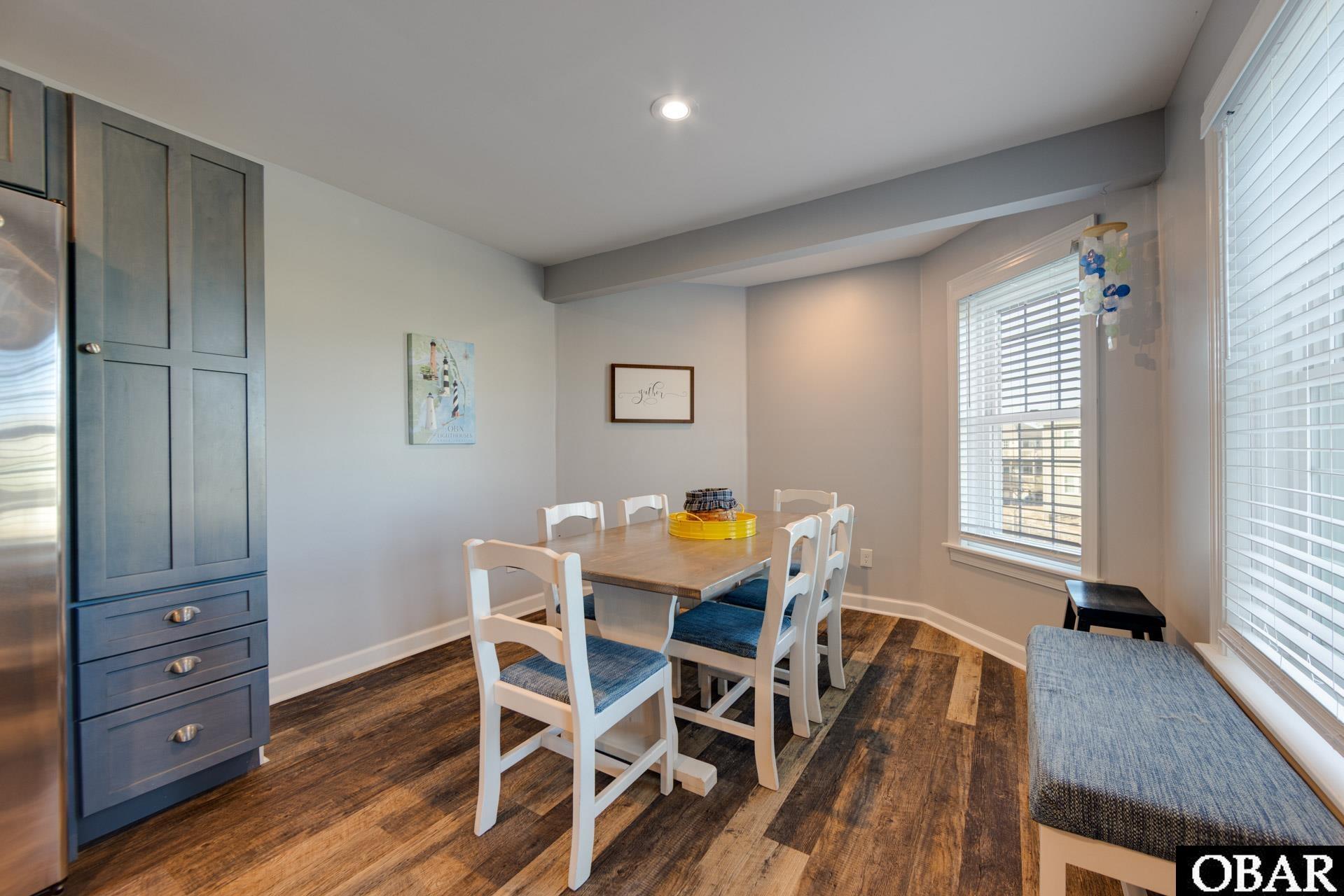 Duck, North Carolina, 27949, United States, 3 Bedrooms Bedrooms, ,2 BathroomsBathrooms,Residential,For Sale,1992061