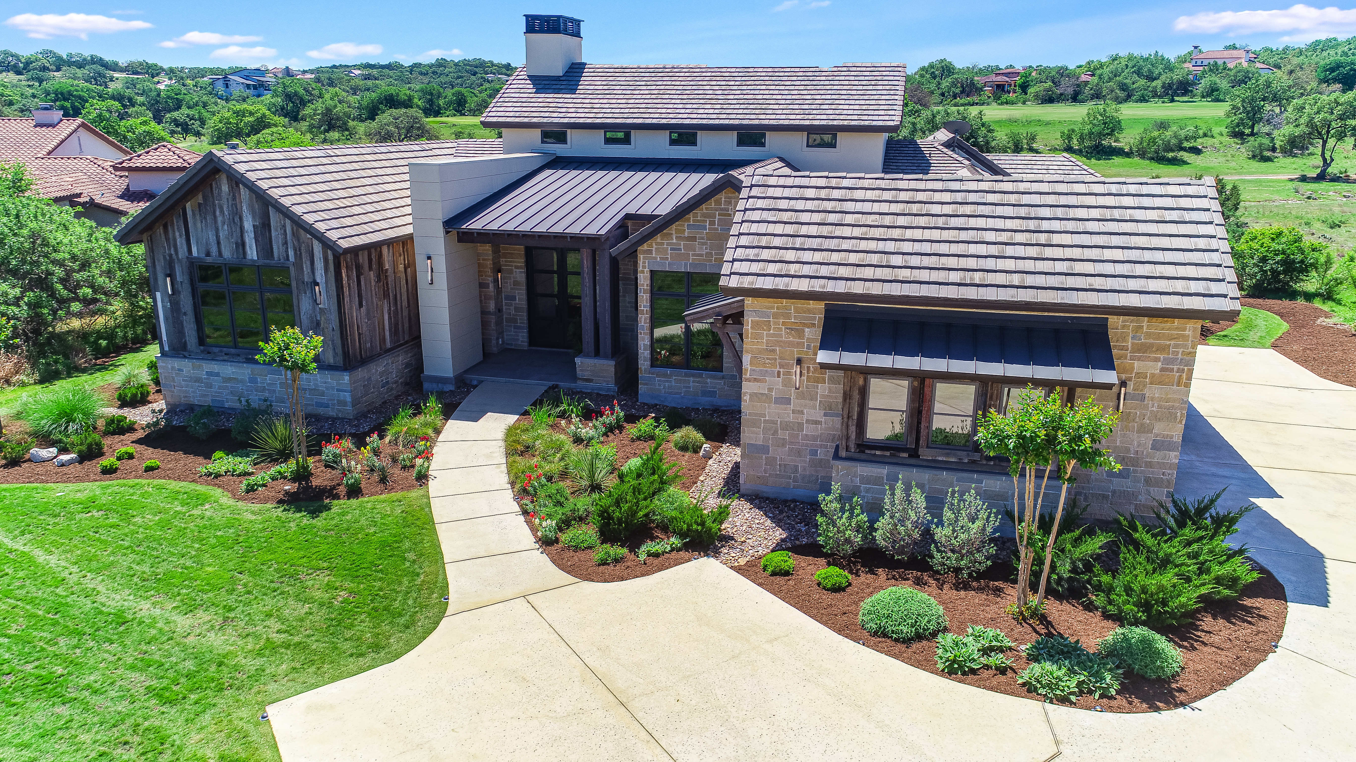  Refined Hill Country LIving - 物件實景