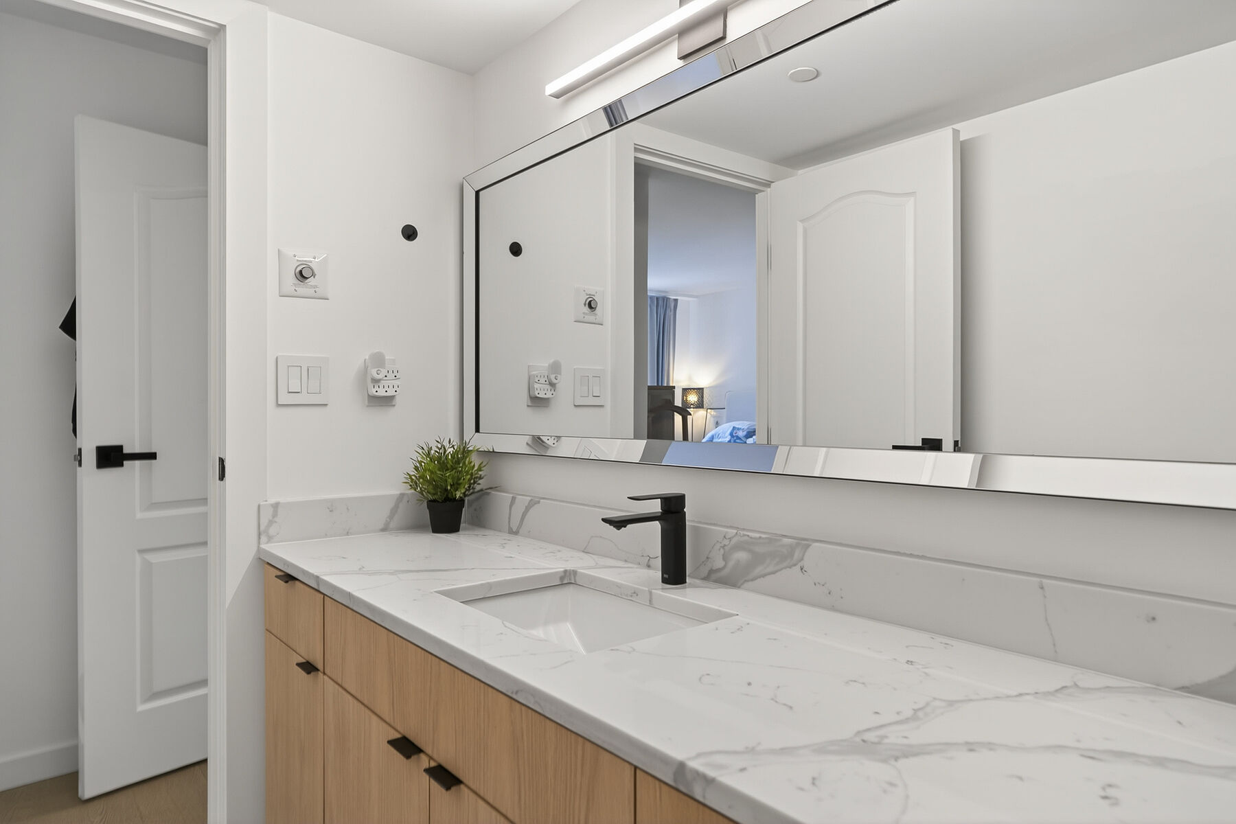  Impressive Coal Harbour Condo - 物件實景