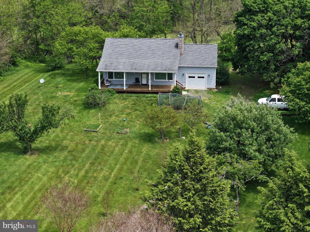 Linden, Virginia, 22642, United States, 5 Bedrooms Bedrooms, ,4 BathroomsBathrooms,Residential,For Sale,2037897