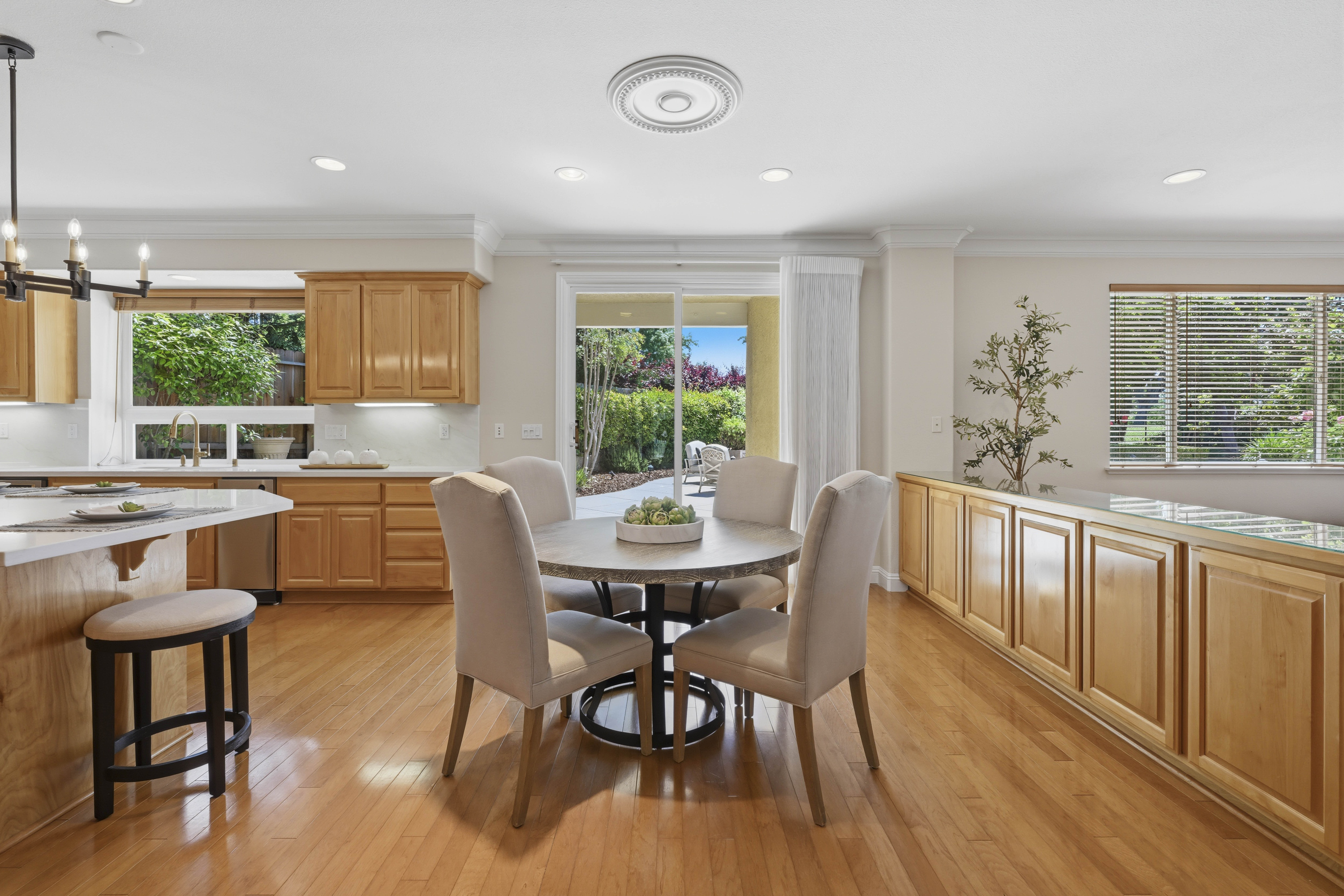  2228 Belvedere Circle, Roseville, CA 95678 - 物件實景