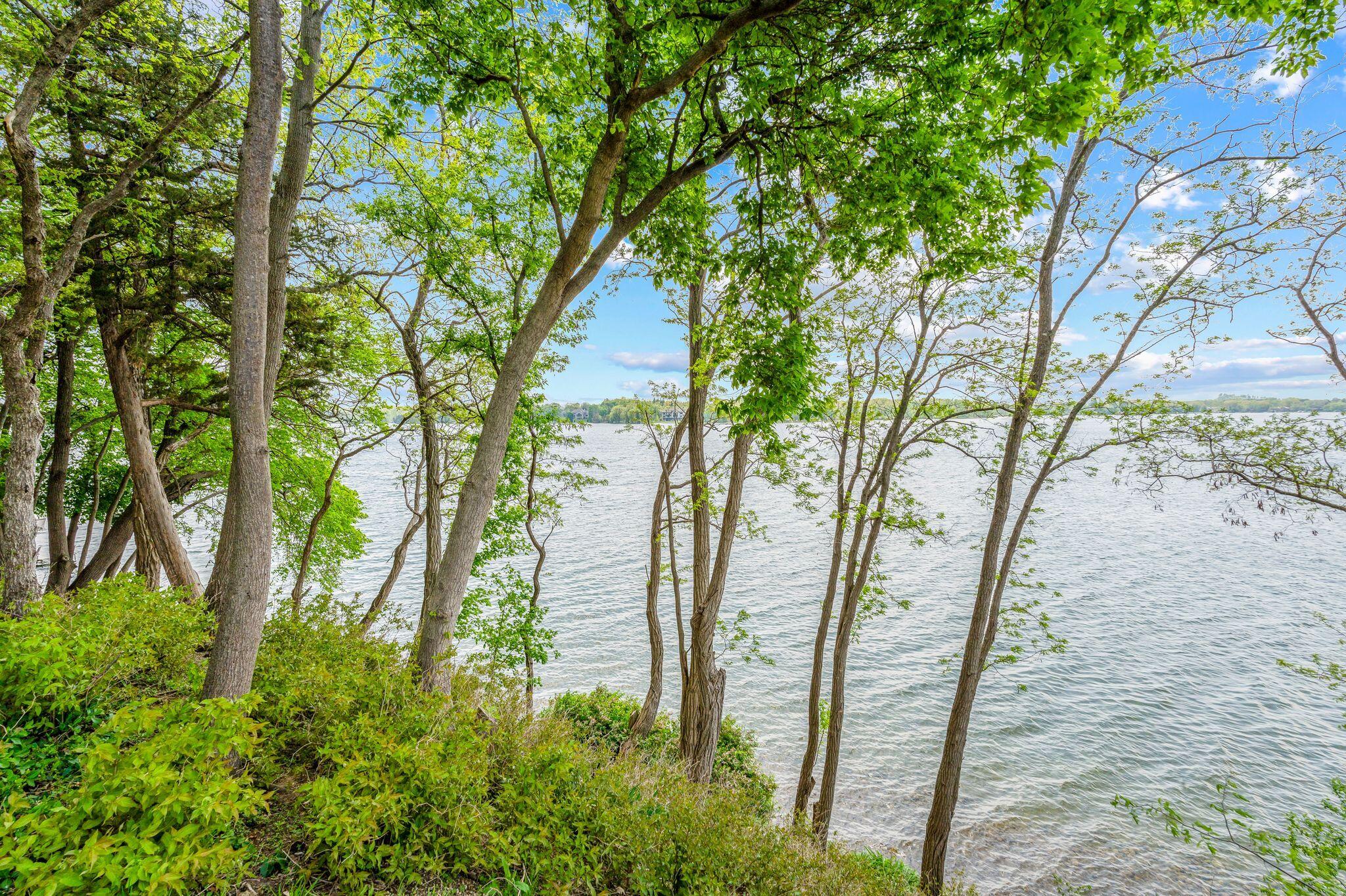 Oconomowoc Lake, Wisconsin, 53066, United States, ,Residential,For Sale,1897256
