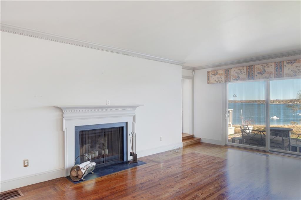 Portsmouth, Rhode Island, 02871, United States, 4 Bedrooms Bedrooms, ,5 BathroomsBathrooms,Residential,For Sale,1909701