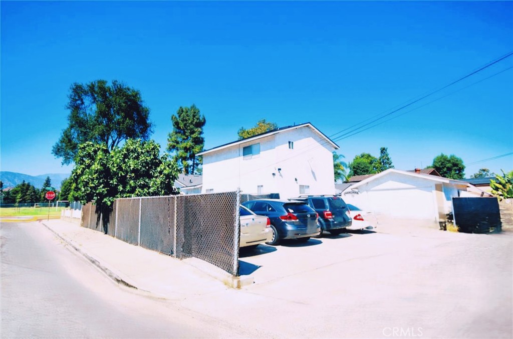 La Verne, California, 91750, United States, 7 Bedrooms Bedrooms, ,4 BathroomsBathrooms,Residential,For Sale,1979941